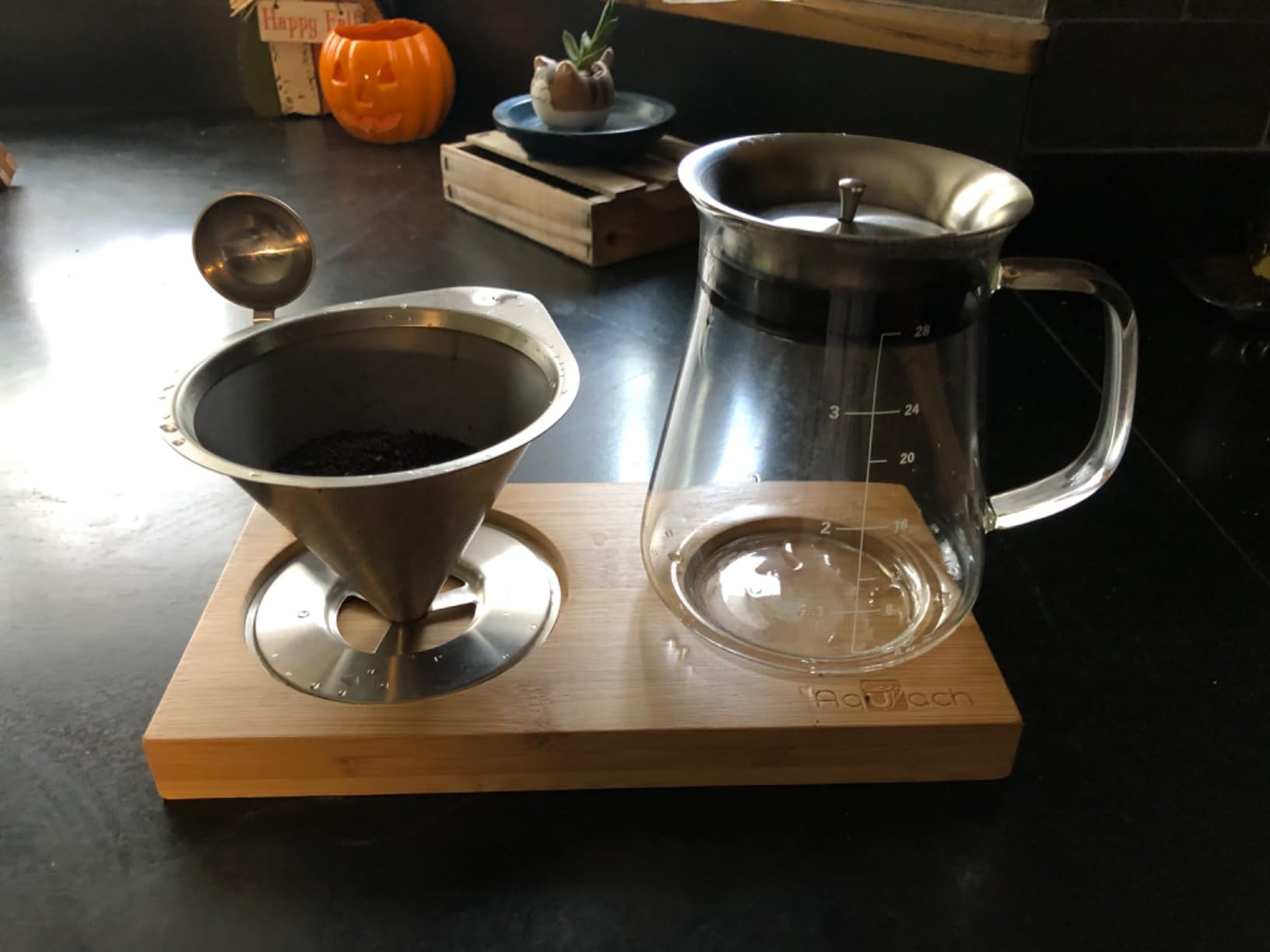Aquach Pour Over Coffee Maker Set with Extra Large Coffee Dripper, 28 oz Glass Carafe, Stainlesss Steel Coffee Scoop and Bamboo Storage Tray, Unique Set for Home or Office customer photo 2