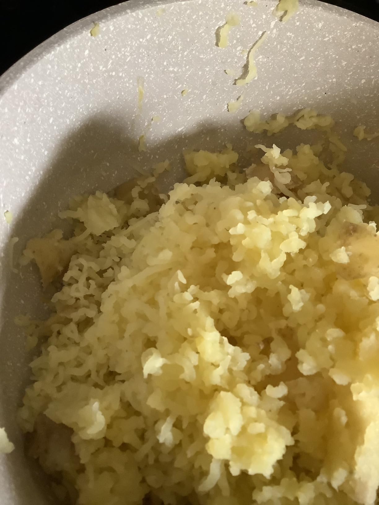 Potato Ricer, Ricer for Mashed Potatoes, 3 Interchangeable Discs Potato Masher Stainless Steel for Fluffy Mashed Potatoes, Heavy Duty Spaetzle Maker with Silicone Handle customer photo 2