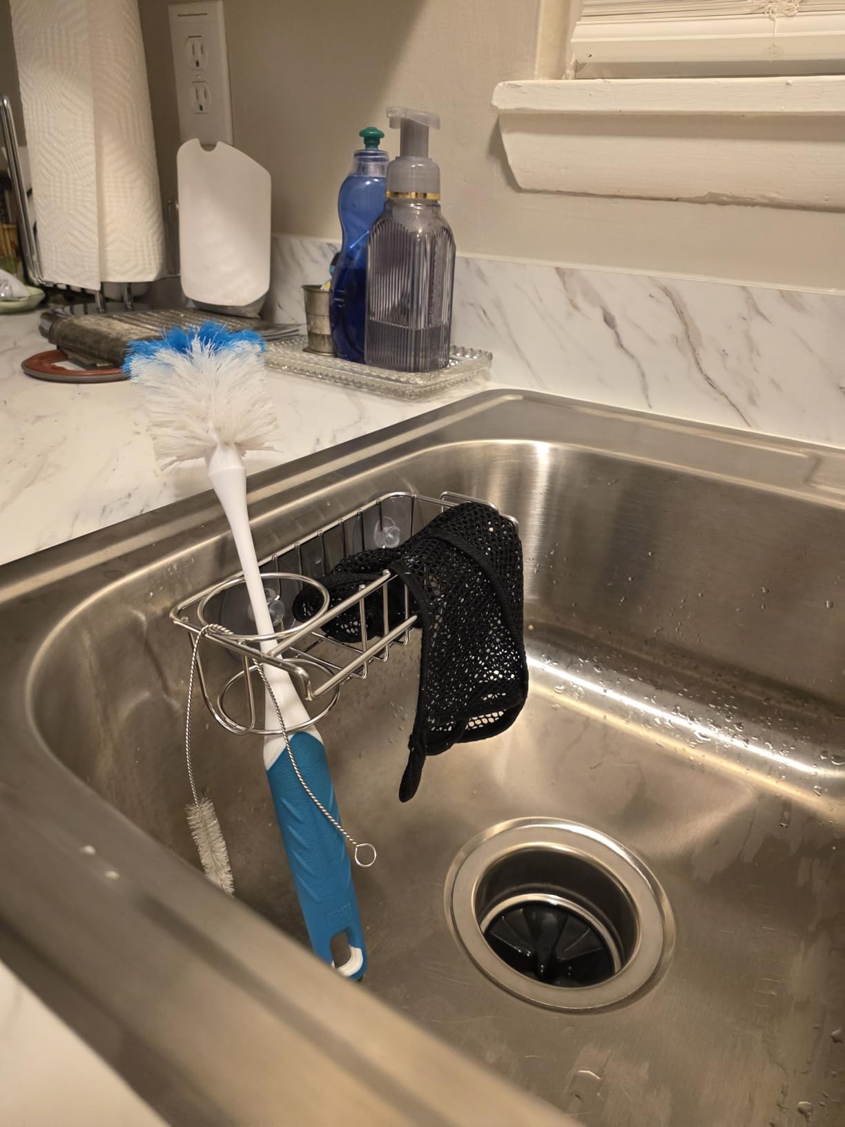 HapiRm 4 in 1 Sink Caddy Sponge Holder, SUS304 Stainless Steel Kitchen Brush Holder + Dish Cloth Hanger + Soap Rack + Sink Stopper Rack + Sponge Caddy for Kitchen - Silver customer photo 1