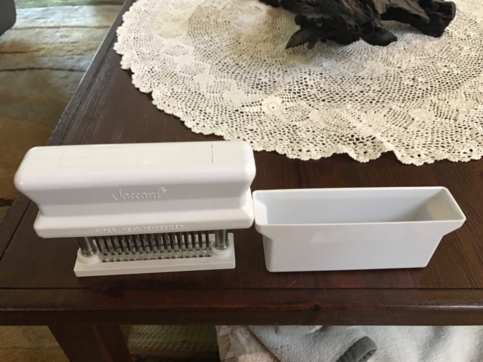 Jaccard 200348R, 48 Blade Durable Meat Tenderizer with Stainless Steel Razor Sharp Needle, Cooking Gadget for Tenderizing Chicken, Beef, Pork, Veal, BBQ, Red customer photo 2