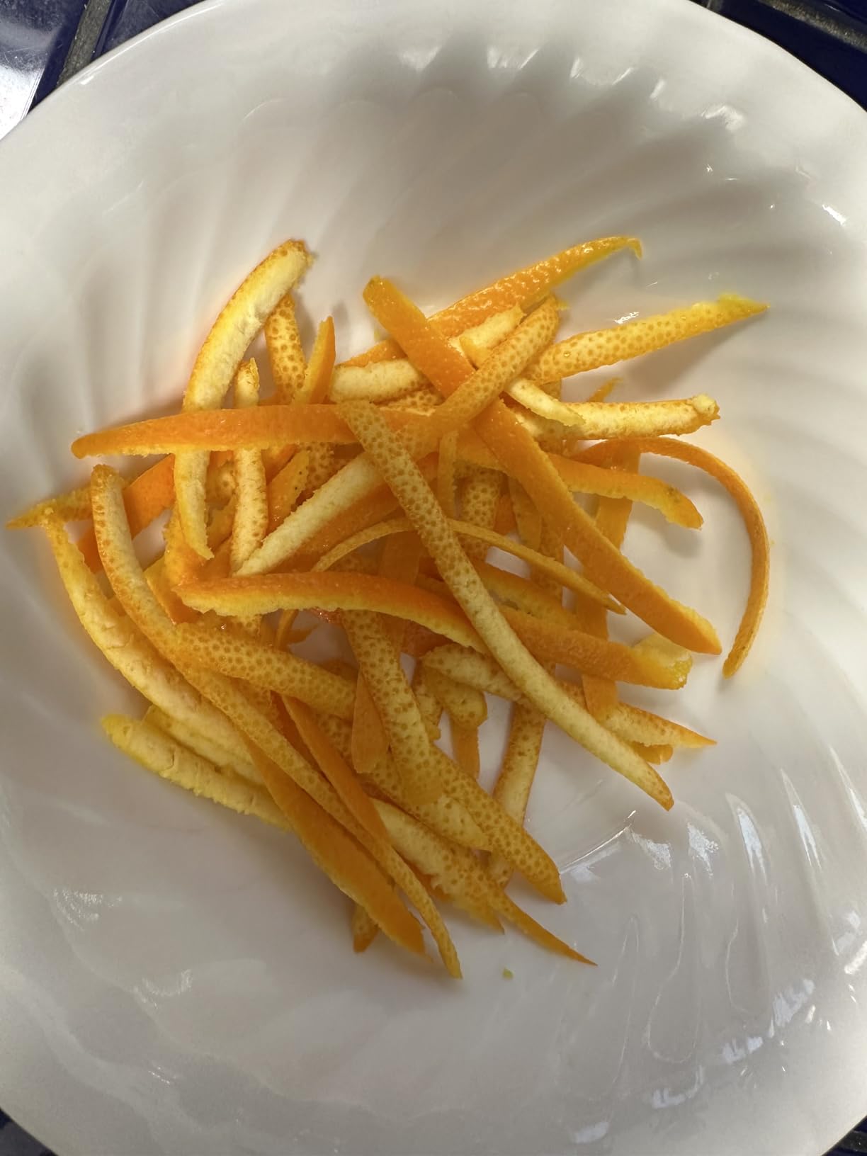 KITCHENDAO Citrus Lemon Peeler Zester Tool to Save Effort, Ultra Sharp Lemon Rind Twist Peeler Tool Bar Bartender Lime Stripper for Cocktails Kitchen, Yellow customer photo 2