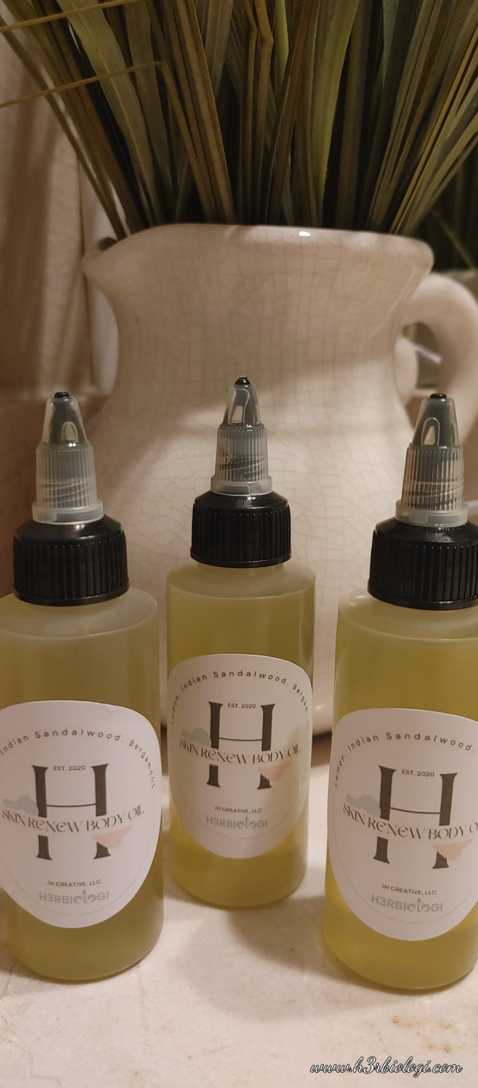 EgieMr Stainless Steel Pancake Batter Dispenser Funnels with Stand Great for Cupcakes, Takoyaki or Any Baked Goods customer photo 2