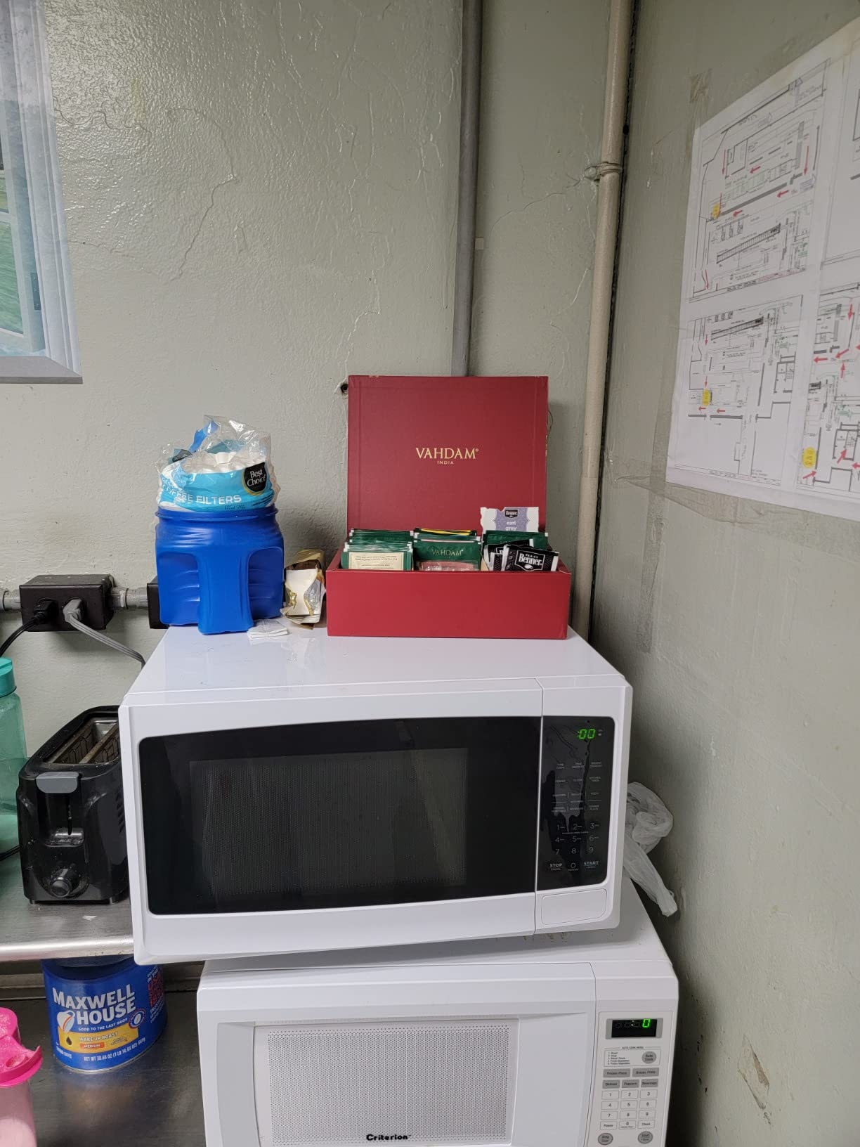 VAHDAM, Assorted Tea Sampler (20 Delicious Variety, 40 Individually Wrapped Pyramid Teabags) Long Leaf Premium Teas I Tea Gift Set I Gift Ideas for Lovers | Gifts for Him/Her customer photo 2