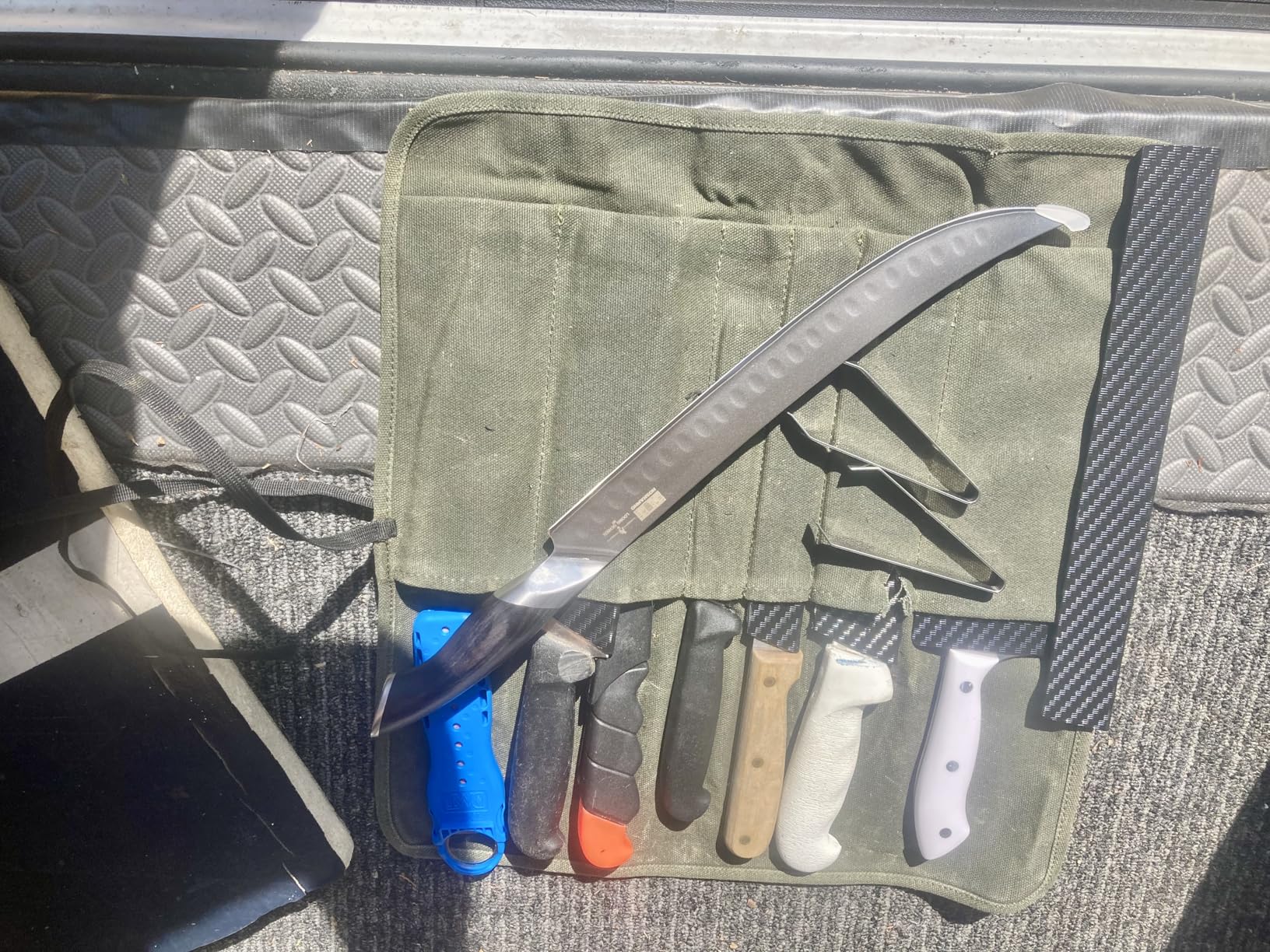 Asaya Professional Chef Knife Edge Guards - 11 Piece Knives Universal Covers - Extra Strength ABS Plastic and Food Safe Kitchen Knife Sheath Covers - Knives Not Included customer photo 1