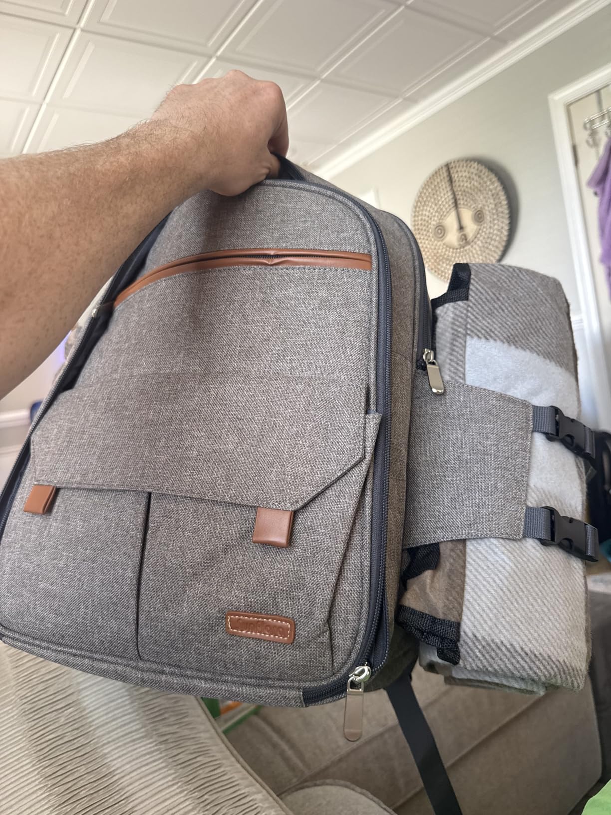 Sunflora Picnic Backpack for 2 Person Set Pack with Insulated Waterproof Pouch for Couple Outdoor Camping customer photo 2