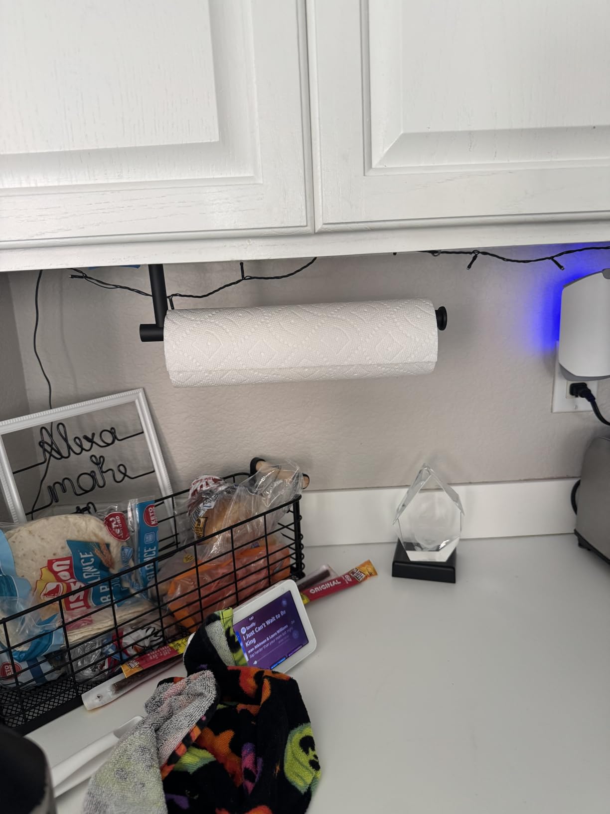 DEKAVA Paper Towel Holder Under Cabinet Wall Mount for Kitchen Towel, Self-Adhesive Bar, Rack, SUS304 Stainless Steel 13 inch customer photo 1