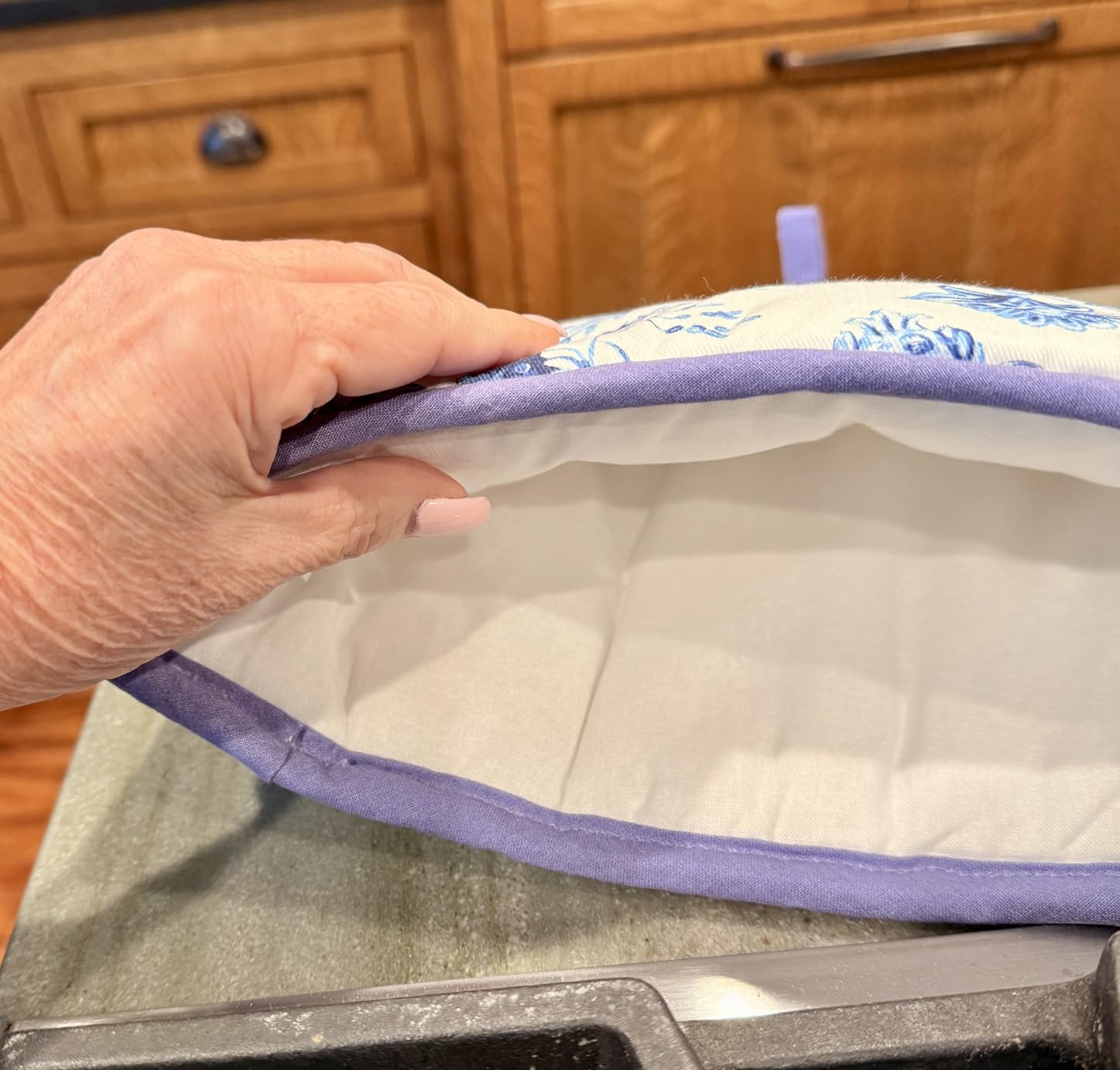 Muldale Large Tea Cozy for Teapot British - 100% Cotton Extra Thick Wadding Tea Pot Cover Designed in England - Insulated Teapot Cozy for English Tea Sets - Vintage Blue Floral customer photo 1