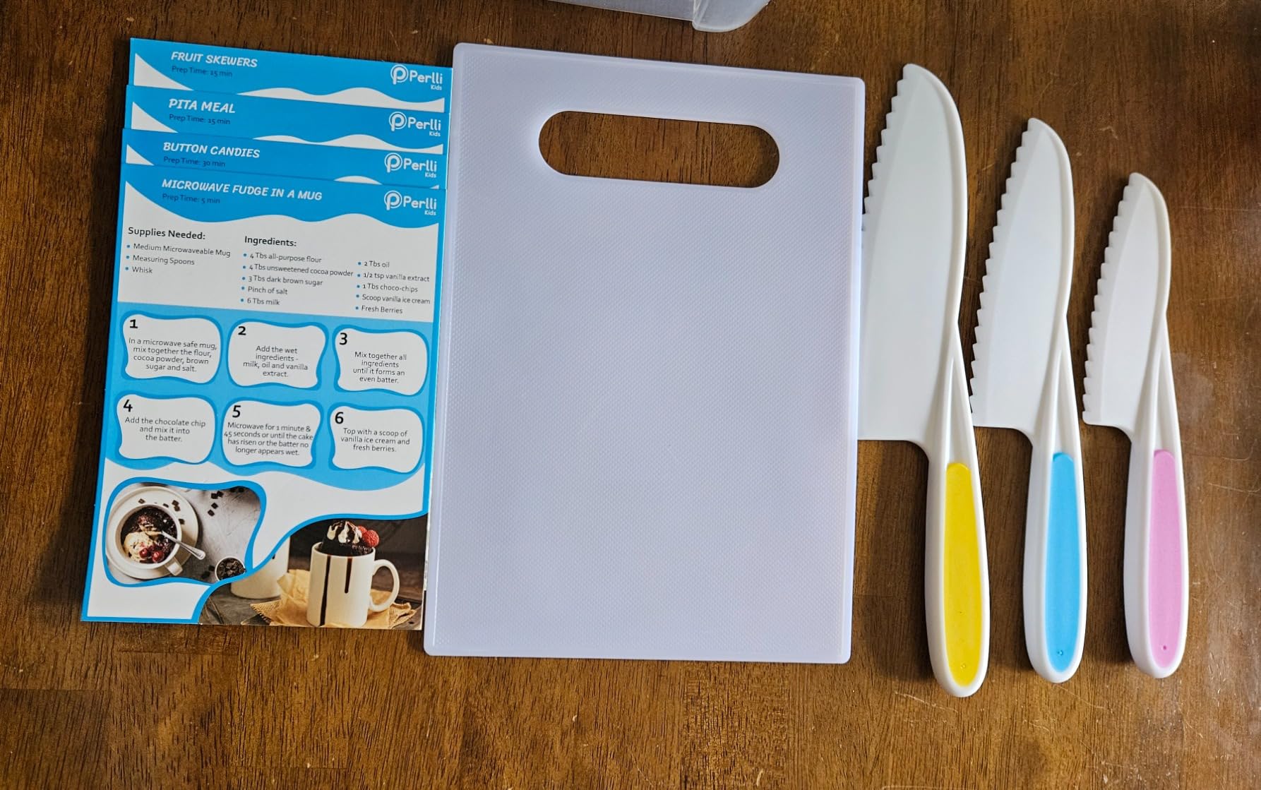 PERLLI Kids Real Cooking Set for Cooking and Baking - 31 Pc. Gift for Junior Chef with Real Utensils, Case & Safe Kids Knife Set for Boys & Girls - Fine Motor Skills & Fun for Children Ages 6+ customer photo 1