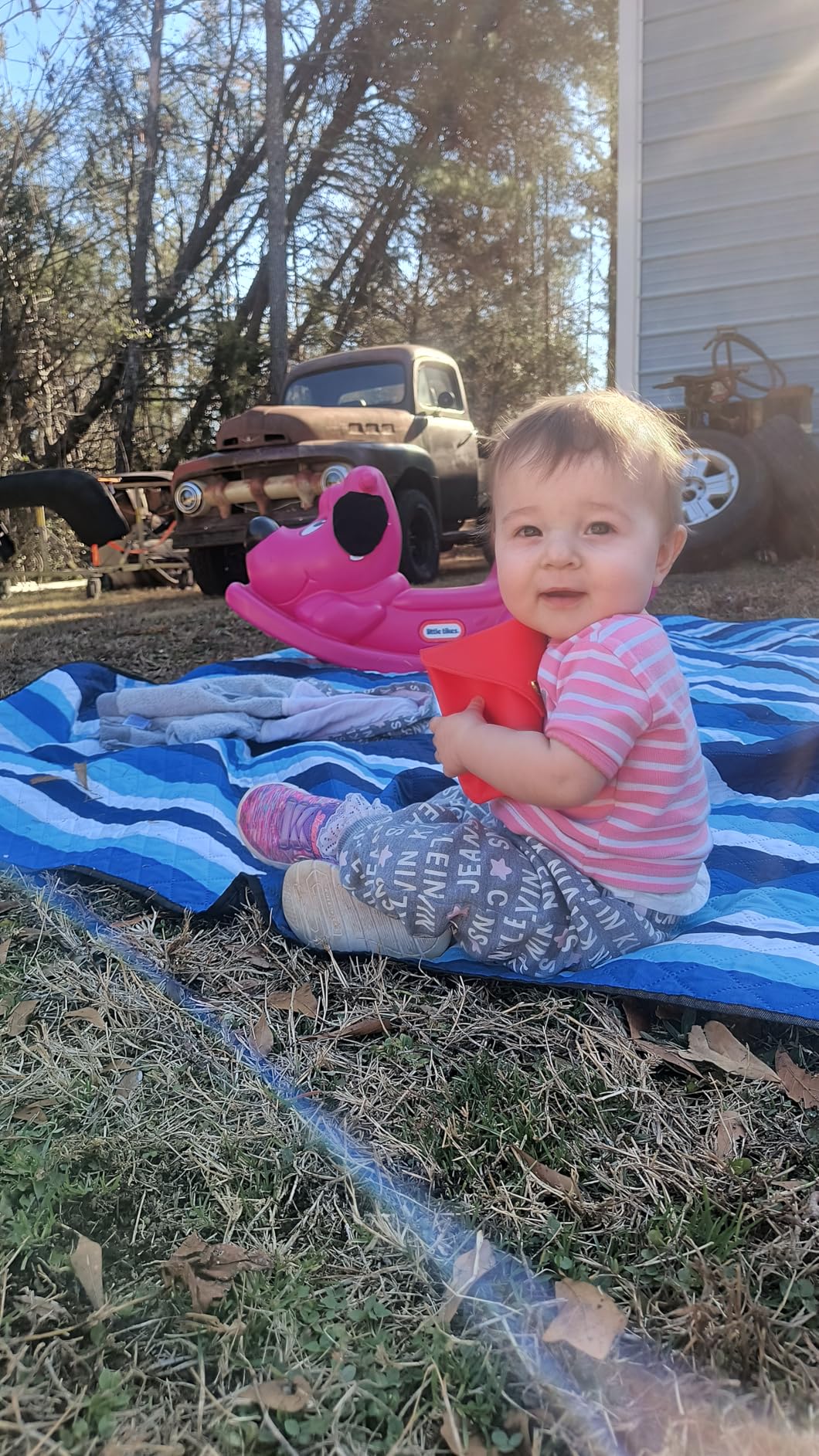 ZAZE Picnic Blankets Beach Blanket, 80''x80'' Extra Large Thick 3-Layers, Sandproof Machine Washable Waterproof Foldable Oversized XL Outdoor Mat, for Camping, Park, Travel, Grass(Blue White Stripe) customer photo 1