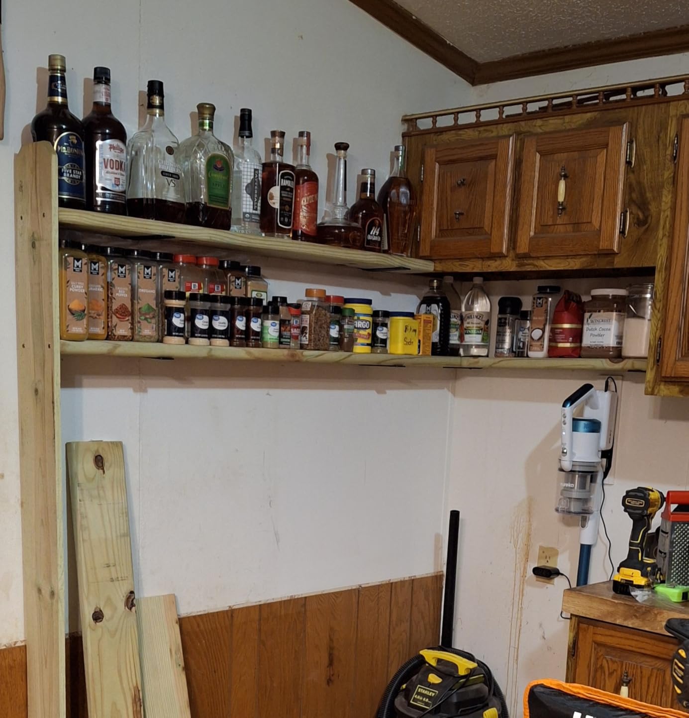 Starunder 6 Pack Floating Shelf Brackets, 6 Inch Heavy Duty Industrial Shelf Bracket, Black Metal L Brackets for Shelves Support DIY(1/5 Inch Thicked) customer photo 1