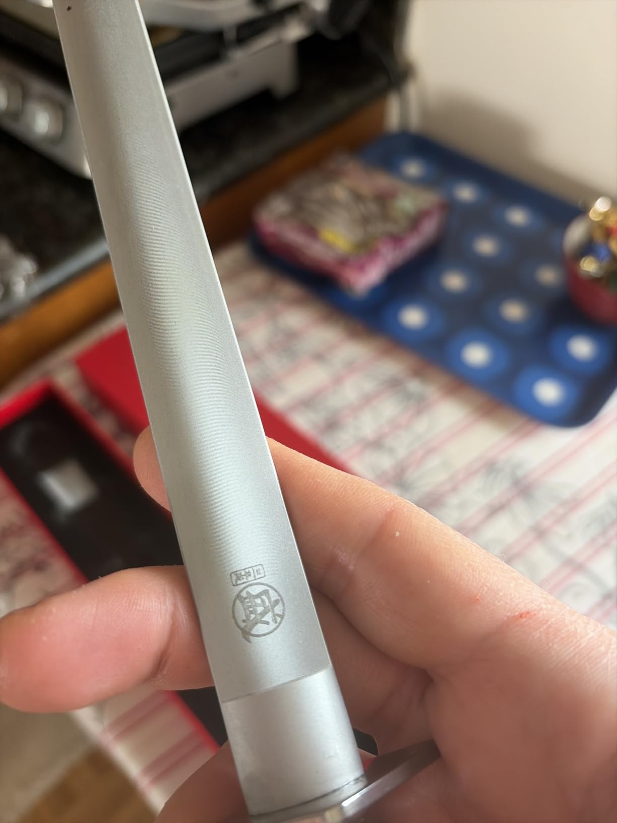 MITSUMOTO SAKARI 10 inch Japanese Honing Steel - Flat Diamond Knife Sharpening Rod, Professional High Carbon Sharpener with ABS Handle & Powerful Magnet customer photo 2