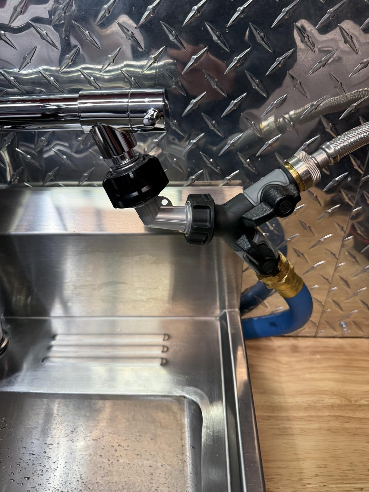 GIMILI Kitchen Faucet with Pull Down Sprayer Single Handle High Pressure Brushed Nickel Kitchen Sink Faucet Commercial Double-Headed Stainless Steel Kitchen Faucets Sink with Deck Plate customer photo 1