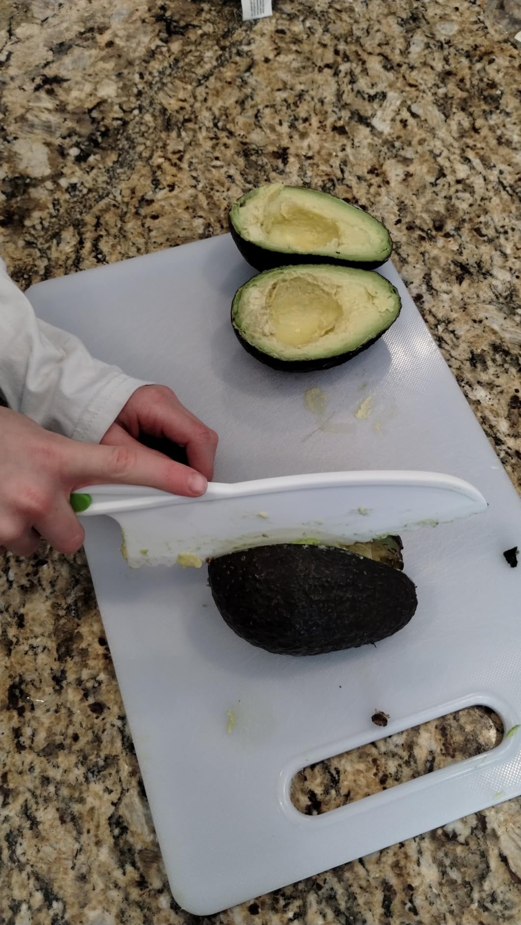 TAORISH 4 Pcs Kids Knife Set, Kids Kitchen Knife with Crinkle Cutter, Serrated Edges Plastic Toddler Chef Knife for Real Cooking & Cutting Fruit Bread customer photo 2