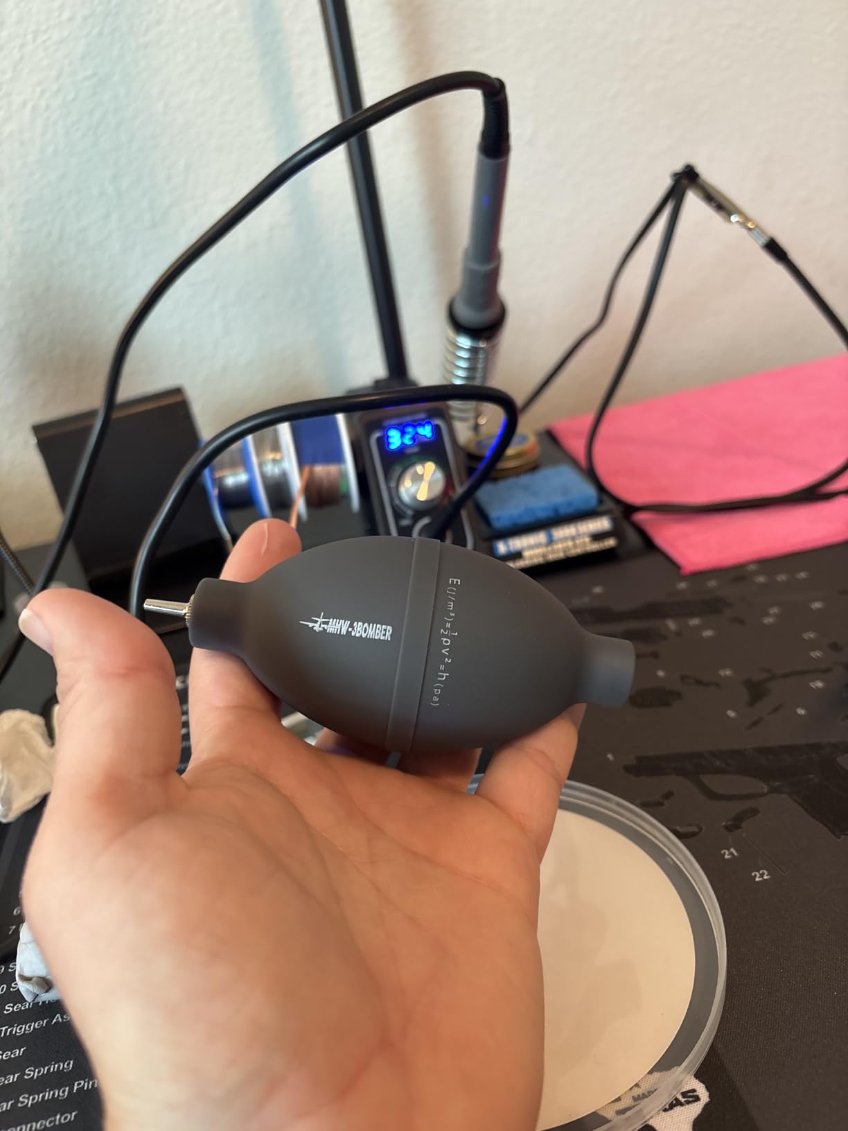 MHW-3BOMBER Air Blower Dust Blower Powder Air-Move Coffee Grinder, Camera, Keyboard, Watch Dust Cleaner Tool Coffee Cleaning Tool AB5820-OS customer photo 1