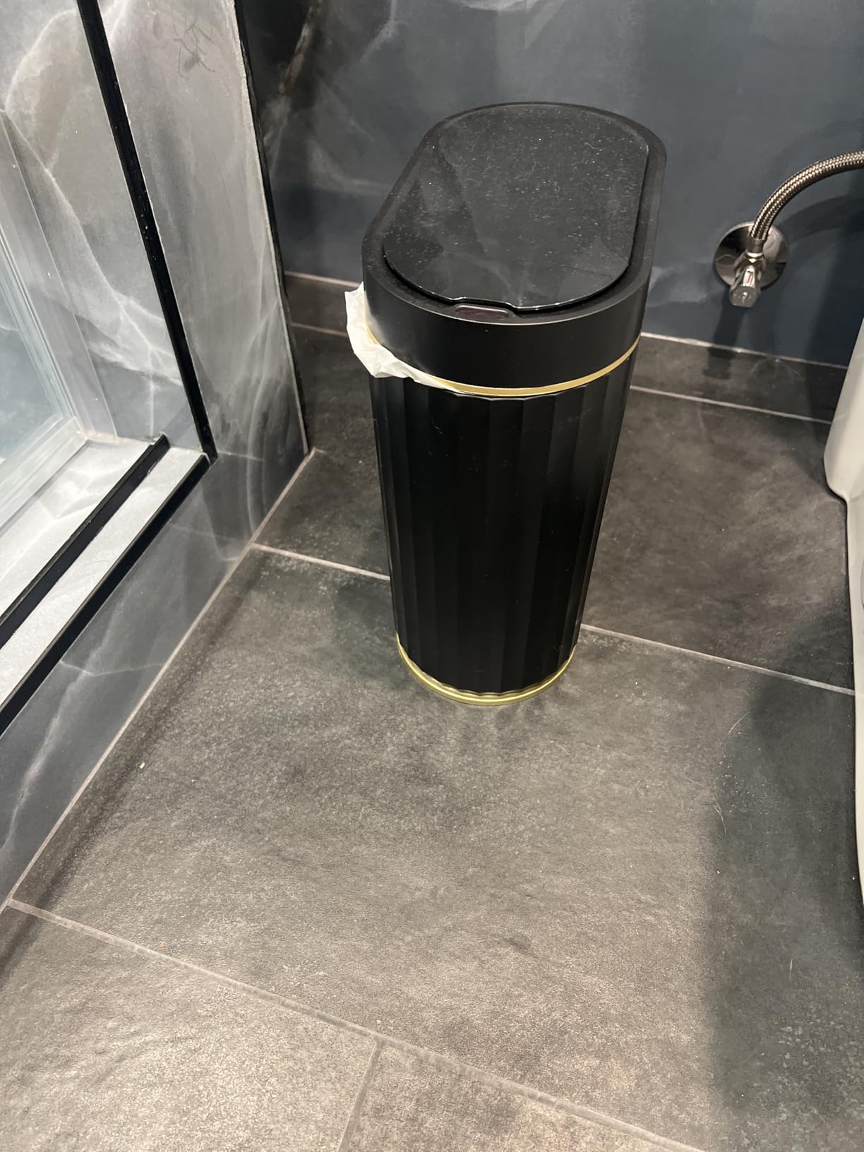 ELPHECO Bathroom Trash Can with Lid 2 Gallon Sensor Garbage Can, Automatic Trash Bin, Motion Sensor Trash Can, IPX5 Waterproof Plastic Wastebasket for Bathroom, Bedroom, Kitchen, Office, White Gold customer photo 2