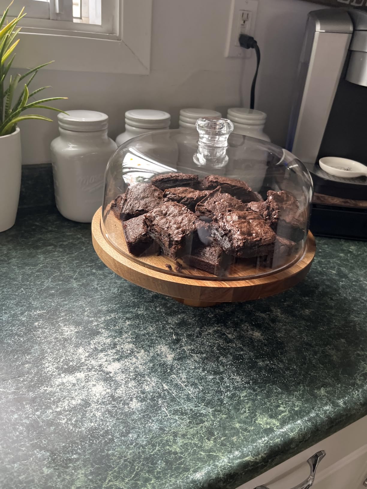 HOMESPHERE Acacia Wood Cake Stand with Lid - Cake Stand with Dome, 12in Round Cake Holder, 2-in-1 Dessert Table Display Set & Charcuterie Board for Cheese, Chips & Dips, Fruit Platter, Large Acrylic Cake Dome Cover customer photo 2