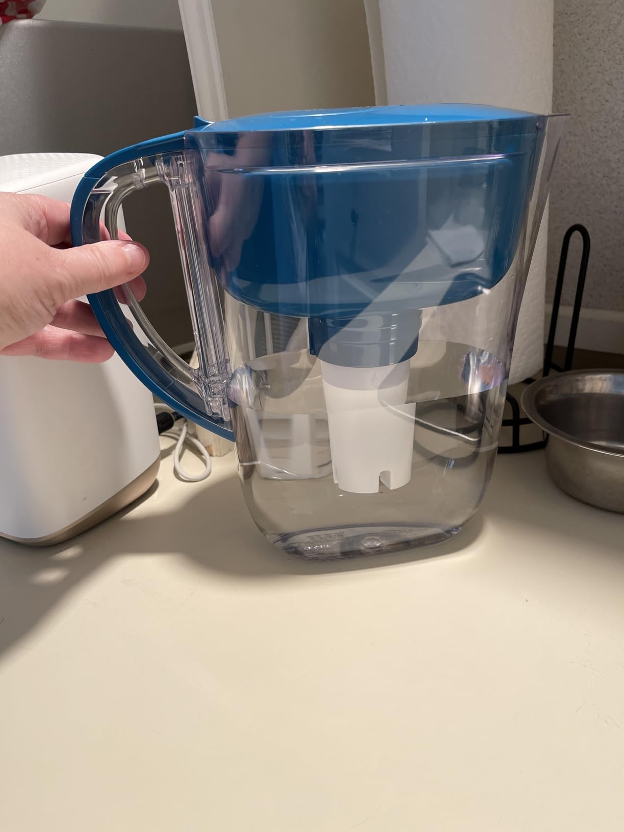 Brita Metro Water Filter Pitcher with SmartLight Change Indicator, BPA-Free, Replaces 1,800 Plastic Water Bottles a Year, Lasts Two Months, Includes 1 Filter, Small - 6-Cup Capacity, Turquoise customer photo 2