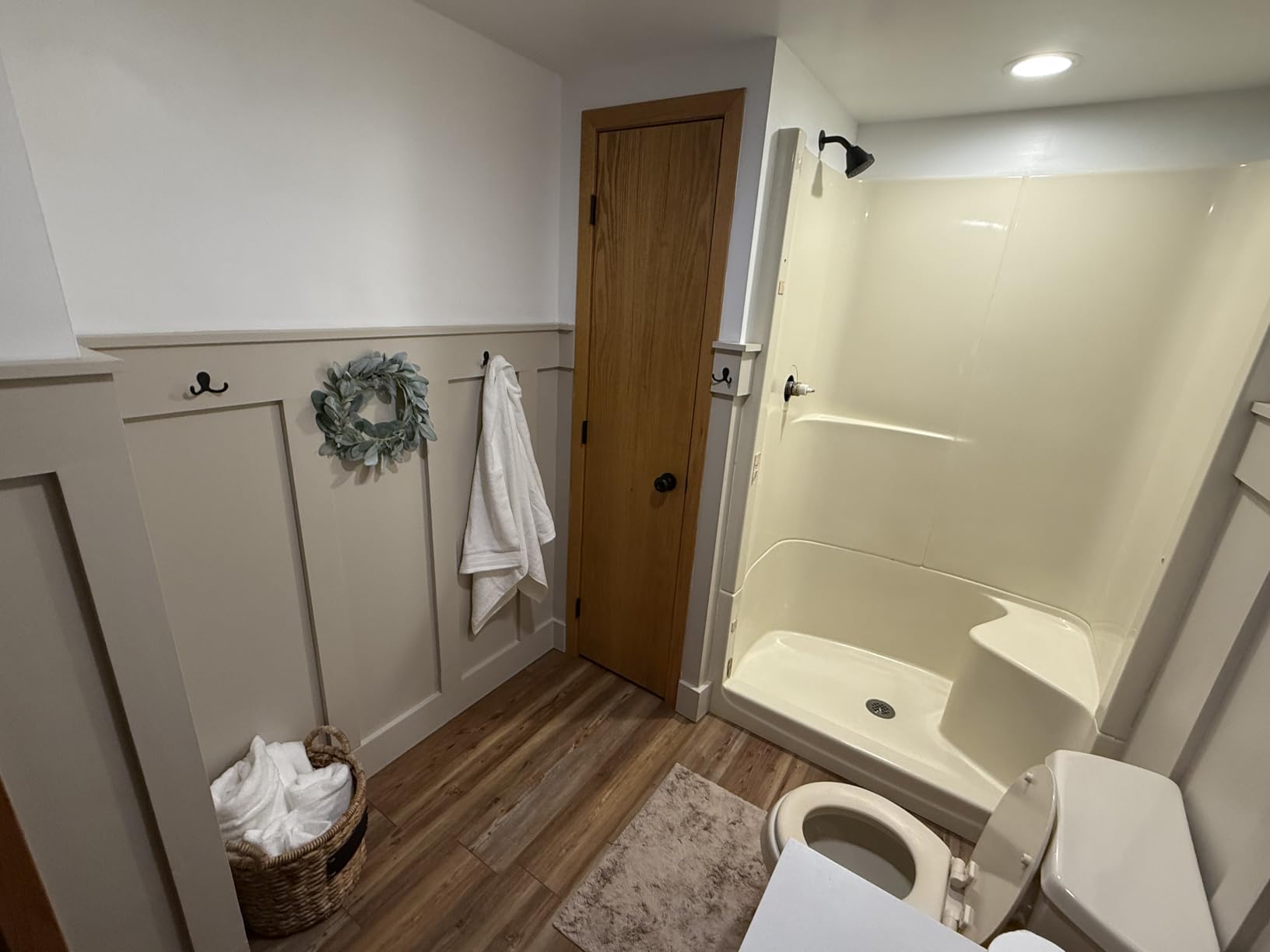 CBWLWJ 10 Pack Coat Hooks Wall Hooks for Hanging, Heavy Duty Double Prong Metal Hook Wall Mounted for Living Room, Bathroom, Kitchen, Bedroom for Coat, Bag, Scarf, Towel, Hat, Key, Cup (Black) customer photo 1