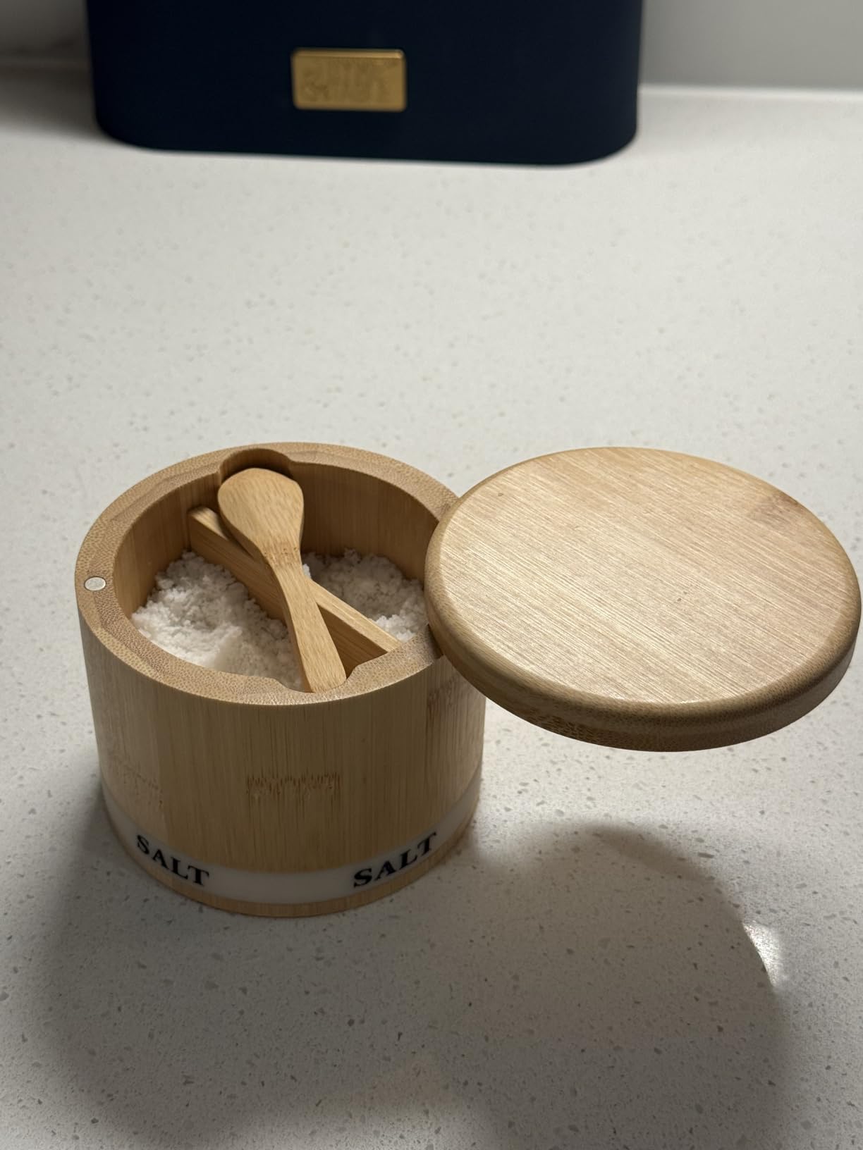 ThougrLyh Salt Box Bamboo Salt Container with Swivel Lid with Magnetic to Easily Open and Seal Salt Cellar With Spoon for Storing Salt Pepper Sugar Herbs Small Spice Box customer photo 2