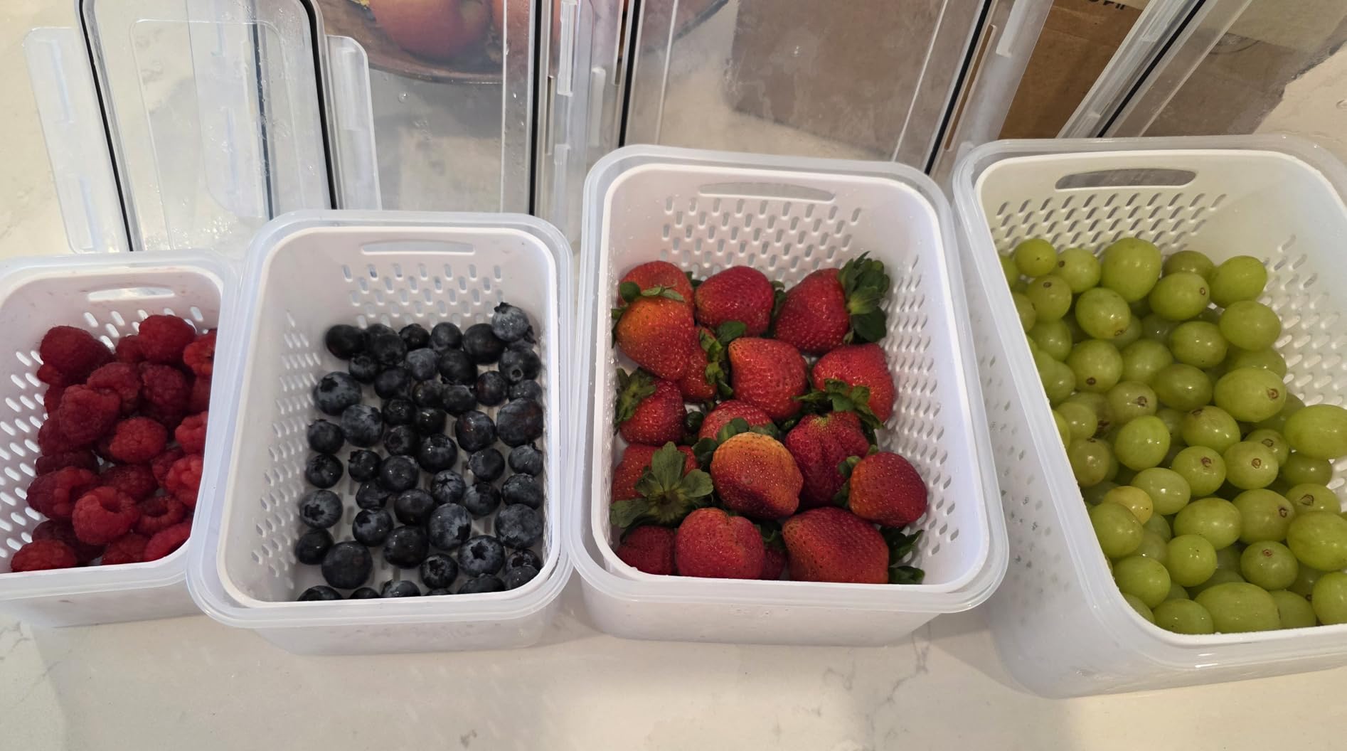 5 PCS Large Fruit Containers for Fridge - Leakproof Food Storage Containers with Removable Colander - Dishwasher & microwave safe Produce Containers Keep Fruits, Vegetables, Berry, Meat Fresh longer customer photo 1