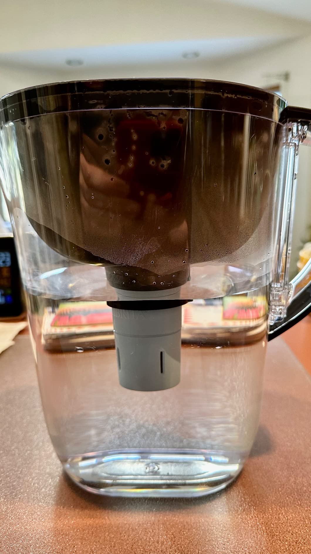 Brita Everyday Elite Water Filter Pitcher, Removes 99% of Lead, Includes 1 Filter, 10-Cup Capacity, Black customer photo 1