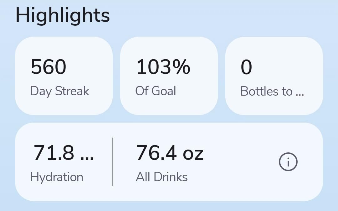 PRO Smart Tumbler Bundle - Insulated Stainless Steel - Tracks Water Intake with Bluetooth, LED Glow Reminder When You Need to Drink - 20oz (Black) customer photo 1