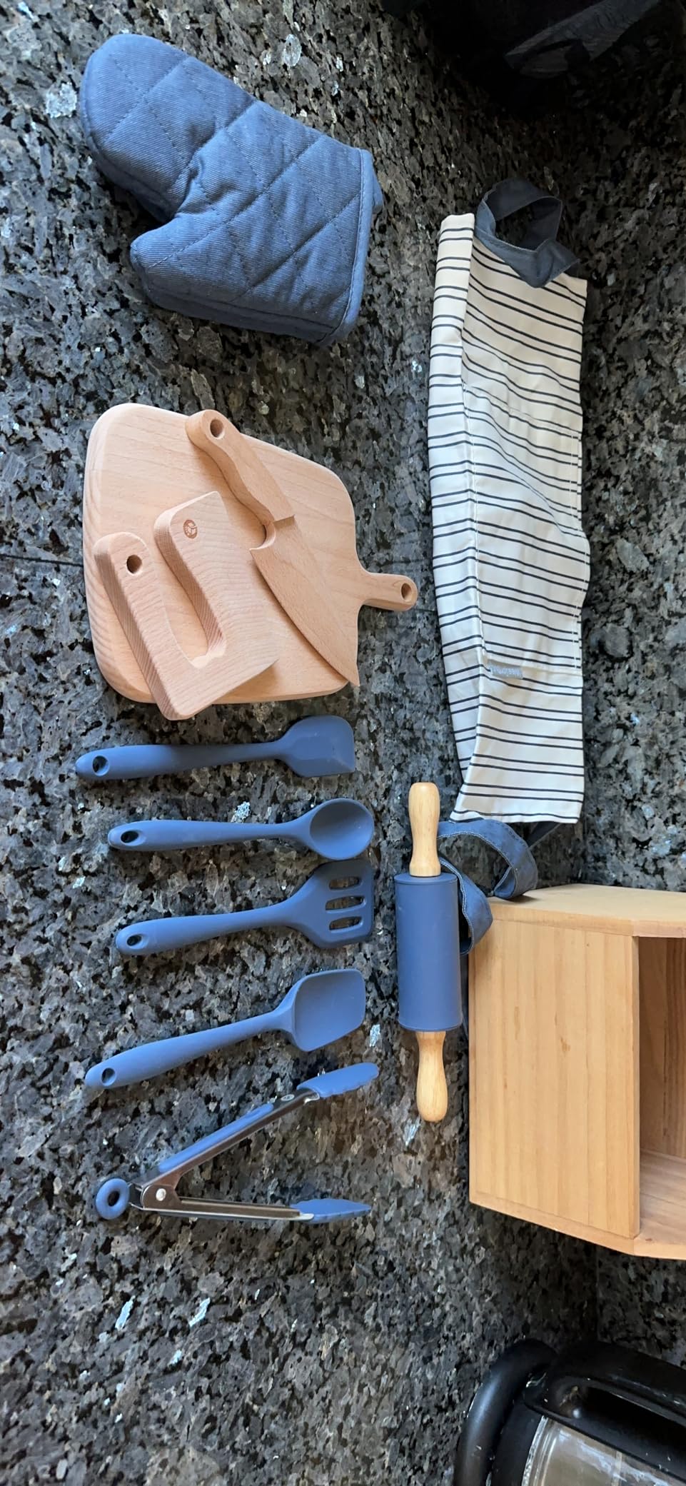 WeeSprout Little Chef Kids Cooking & Baking Set, 14 Piece Cooking Set with Real Kitchen Tools & Kids Apron, Baking Gift for Girls, Boys & Junior Chefs, Food Grade Materials customer photo 1