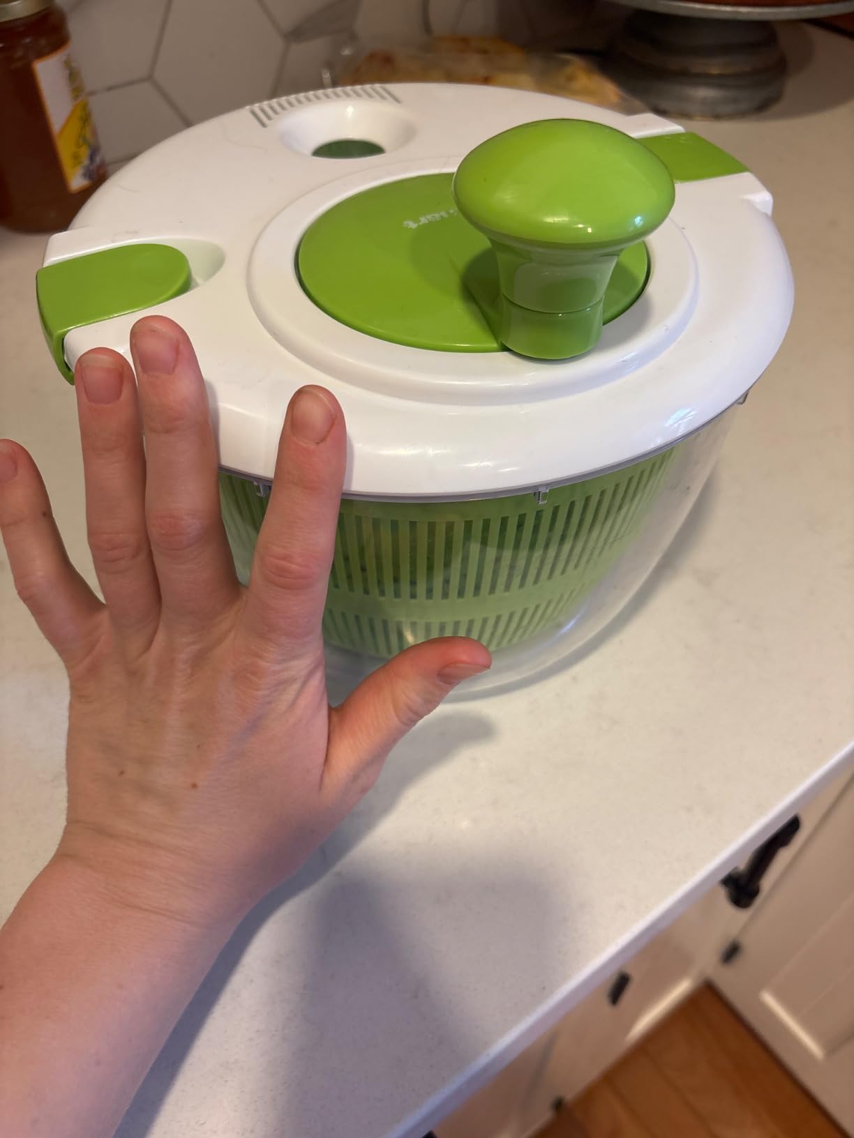 Cuisinart Large Salad Spinner- Wash, Spin & Dry Salad Greens, Fruits & Vegetables, 5qt, CTG-00-SASG Grey customer photo 2