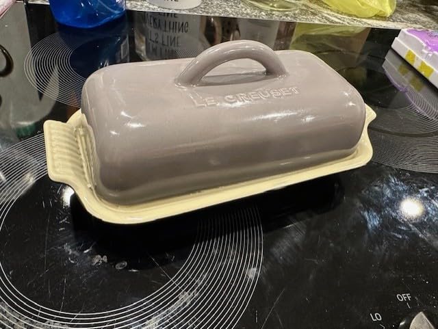Le Creuset Stoneware Heritage Butter Dish, White customer photo 1