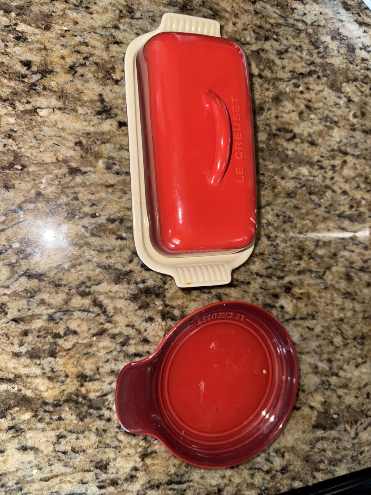 Le Creuset Stoneware Heritage Butter Dish, White customer photo 2