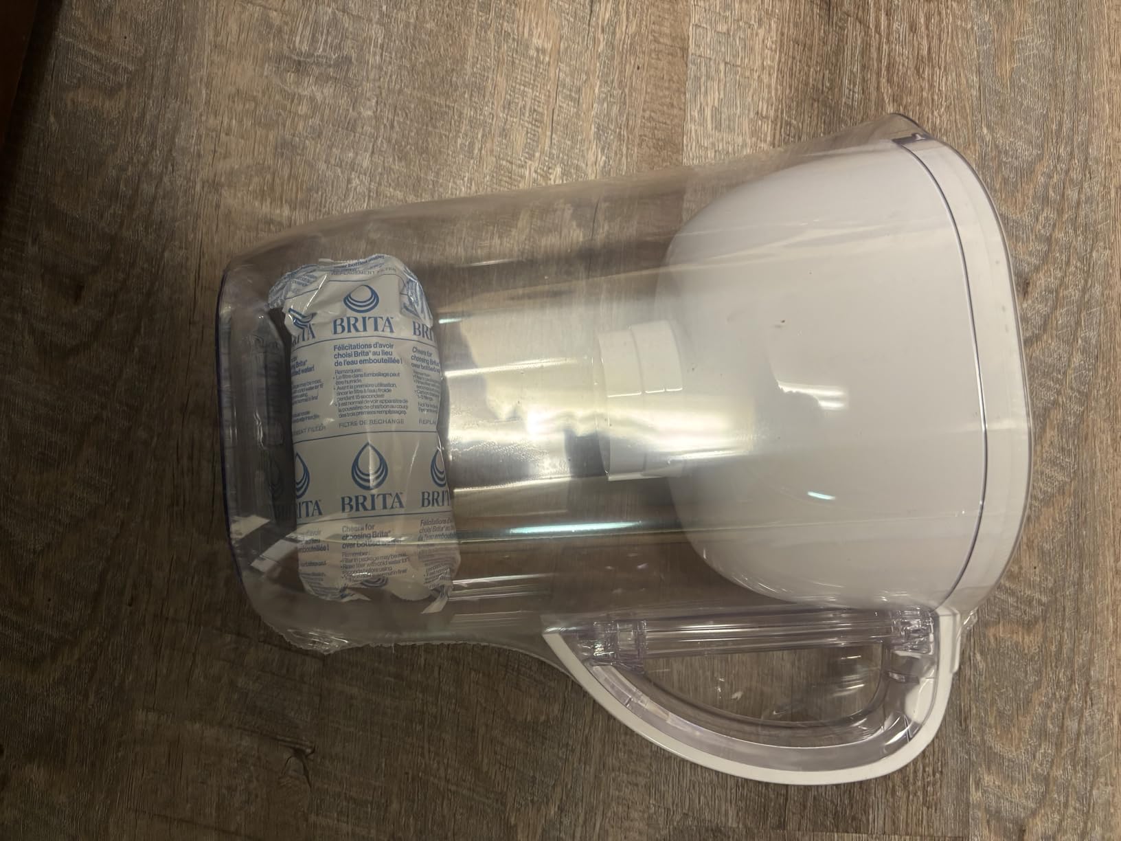 Brita Large Water Filter Pitcher for Tap and Drinking Water with SmartLight Change Indicator, Includes 1 Standard Filter, BPA-Free, Lasts 2 Months, 10-Cup Capacity, Stretch Limo Black customer photo 2