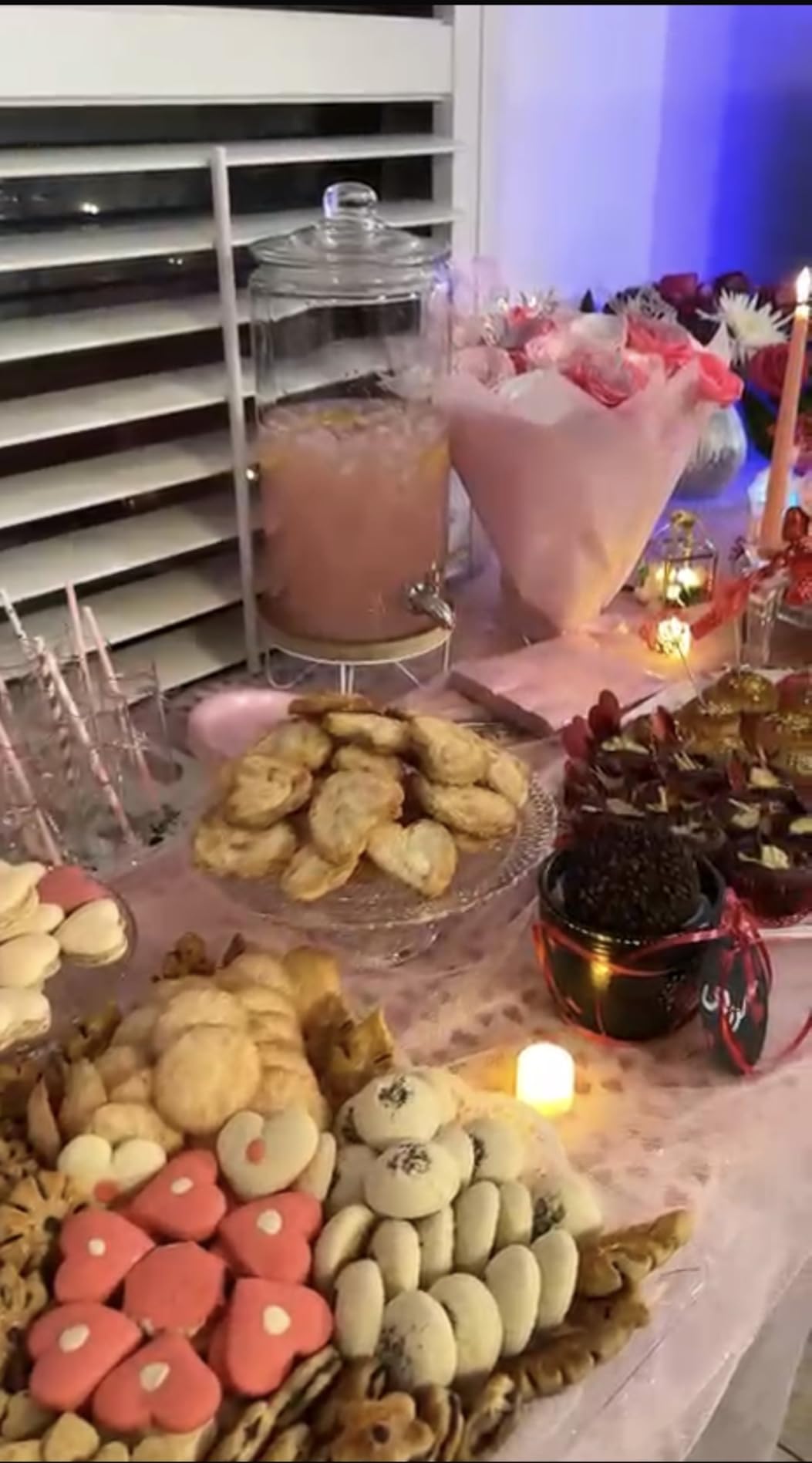 2 Gallon Beverage Dispenser with Stainless Steel Spigot + Marker & Chalkboard 100% Leakproof customer photo 1