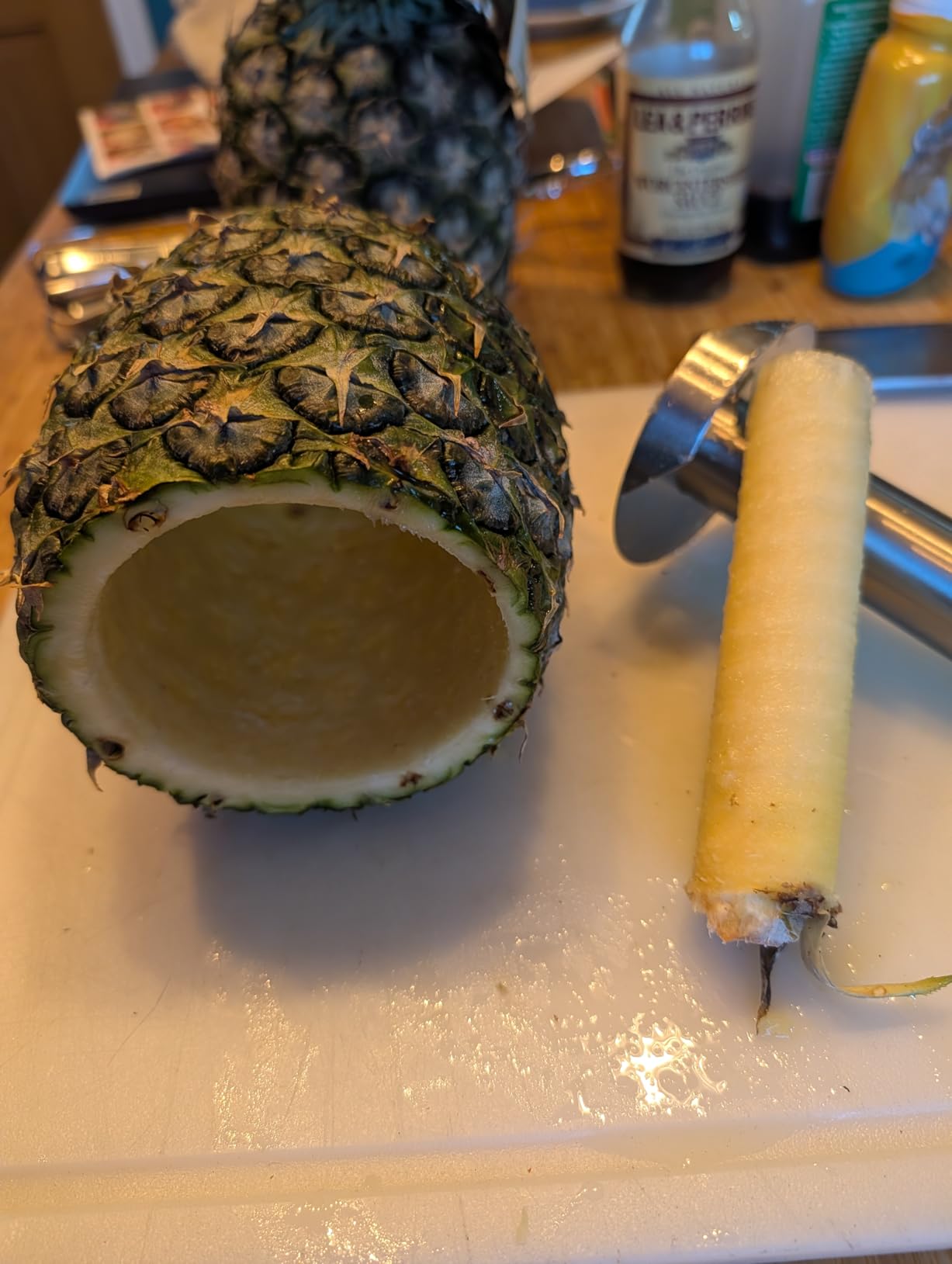 AUBENR Premium Pineapple Corer and Slicer Tool - Sharp Pineapple Cutter with Serrated Tips - Easy to Use and Clean - Stainless Steel Core Remover for Pineapple - Core Fruits with Ease(Black) customer photo 1