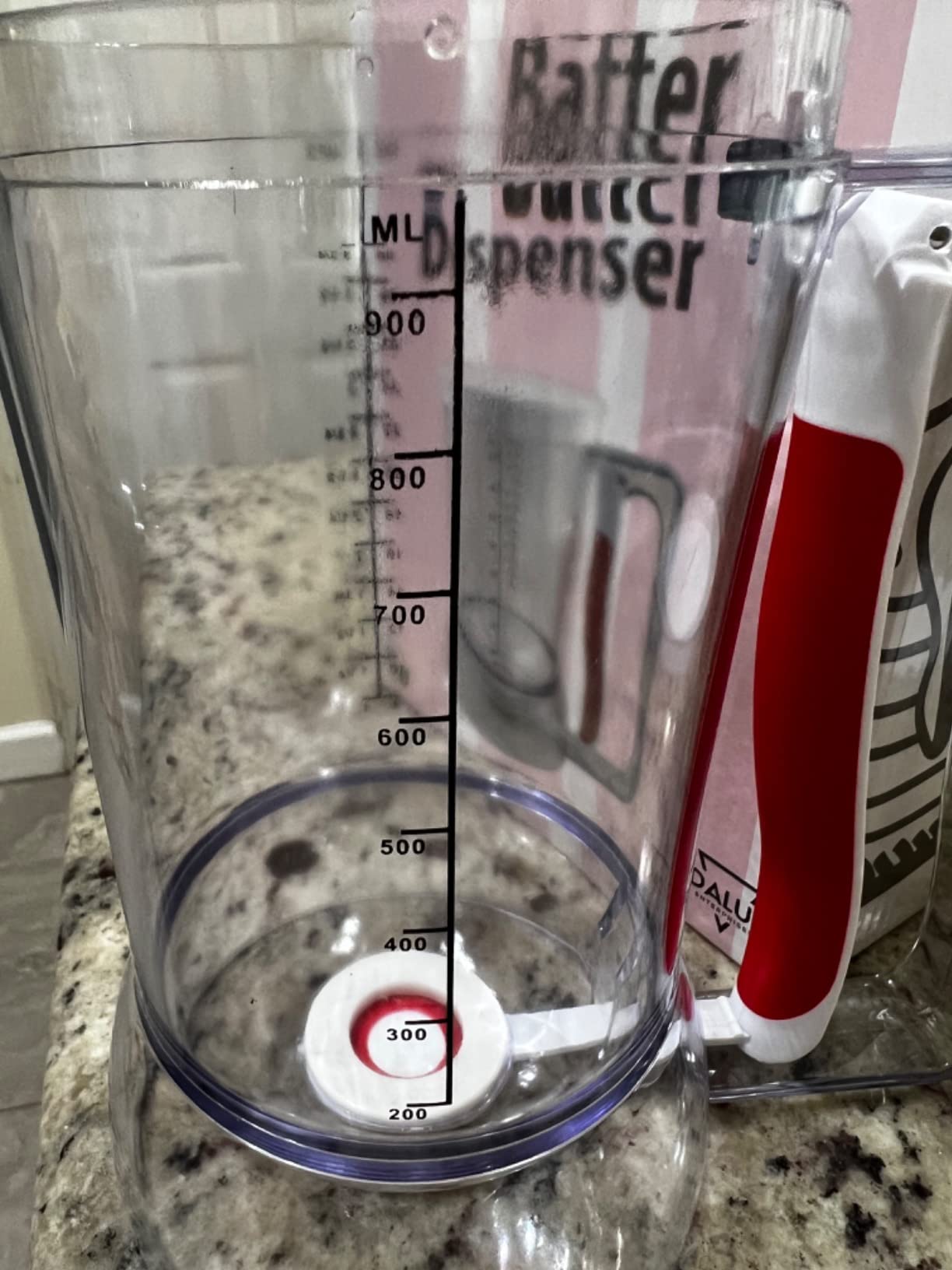 Dalup Enterprises Mess-Free Pancakes Pourer & Cupcake Batter Dispenser | 4 Cup Capacity | Precision Pour Control & Easy-Squeeze Handle | BPA-Free Kitchen Tool for Waffles, Crepes & Muffins customer photo 2