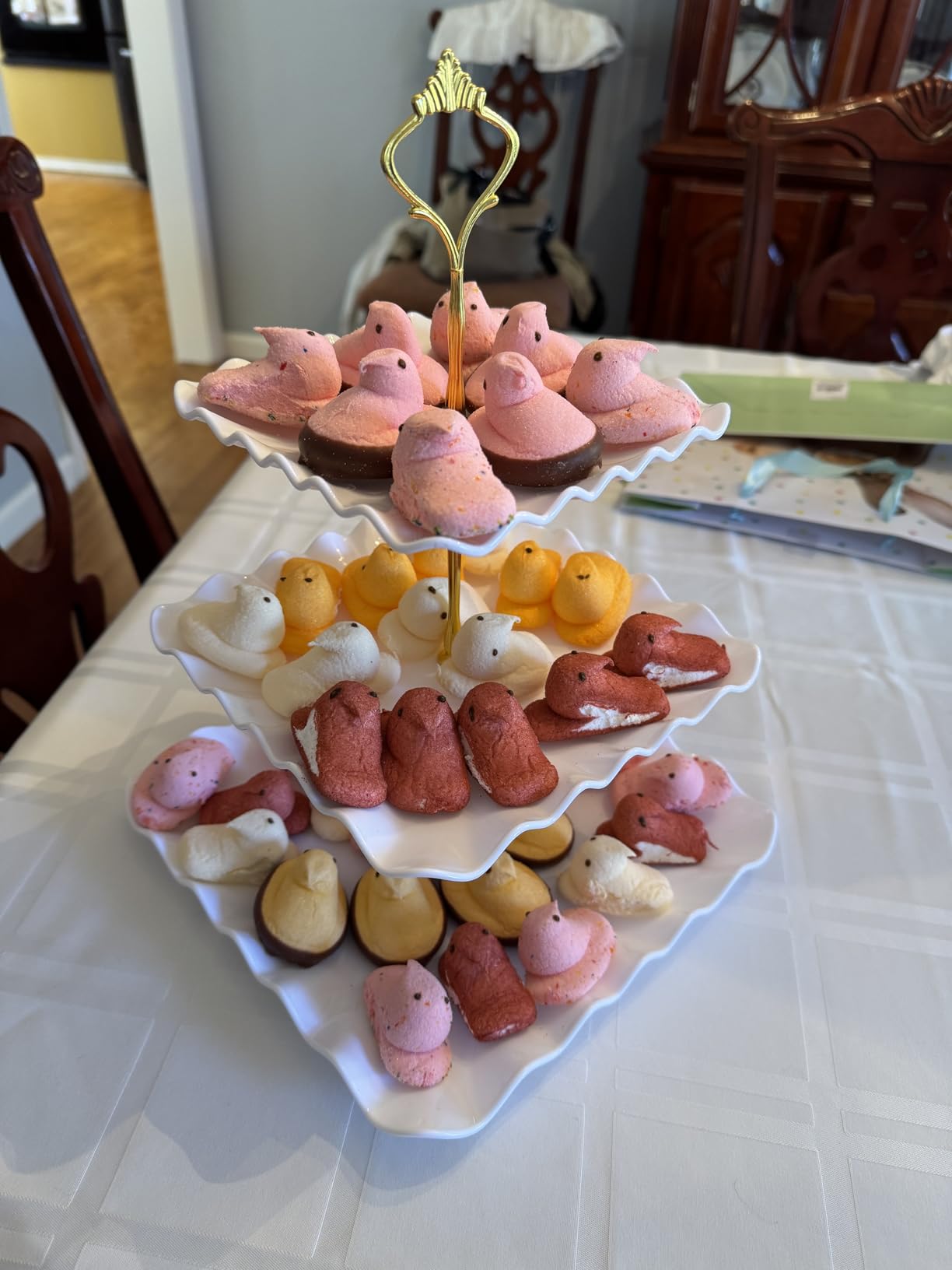 DAFURIET Dessert Cupcake Stand, 3 Tier Cup Cake Holder Tower for Tea Party/Birthday/Wedding, Plastic Tiered Serving Tray with Metal Rod, White customer photo 2