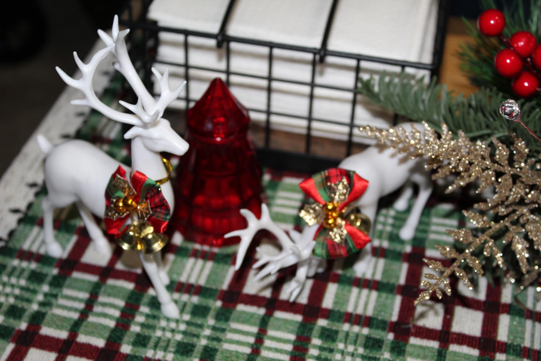 Honiter Napkin Holder for Table, Farmhouse Napkins Holder with Weighted Arm, Wood Napkin Holders for Kitchen, Flat Napkin Dispenser for Countertop, Dining Room, Rustic Brown customer photo 2