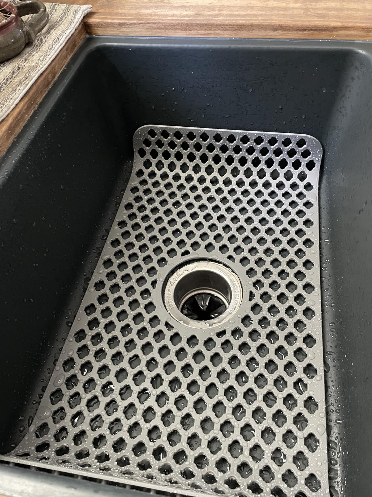 Silicone Sink Mat, 24.6''x 12.9'' Kitchen Sink Protector Grid for Bottom of Center Drain Sink, Gray Non-slip Heat Resistant Liner for Farmhouse Stainless Steel Porcelain Sink customer photo 1