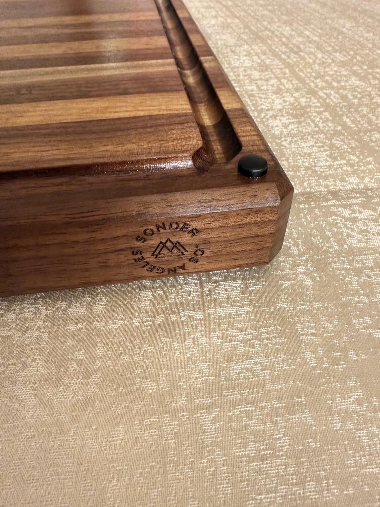 Sonder Los Angeles Welton Cutting Board Made in USA | Black Walnut End Grain Cutting Board for Kitchen with Non-Slip Feet & Juice Groove | Gift Box Included | 20x15x1.5 in customer photo 2