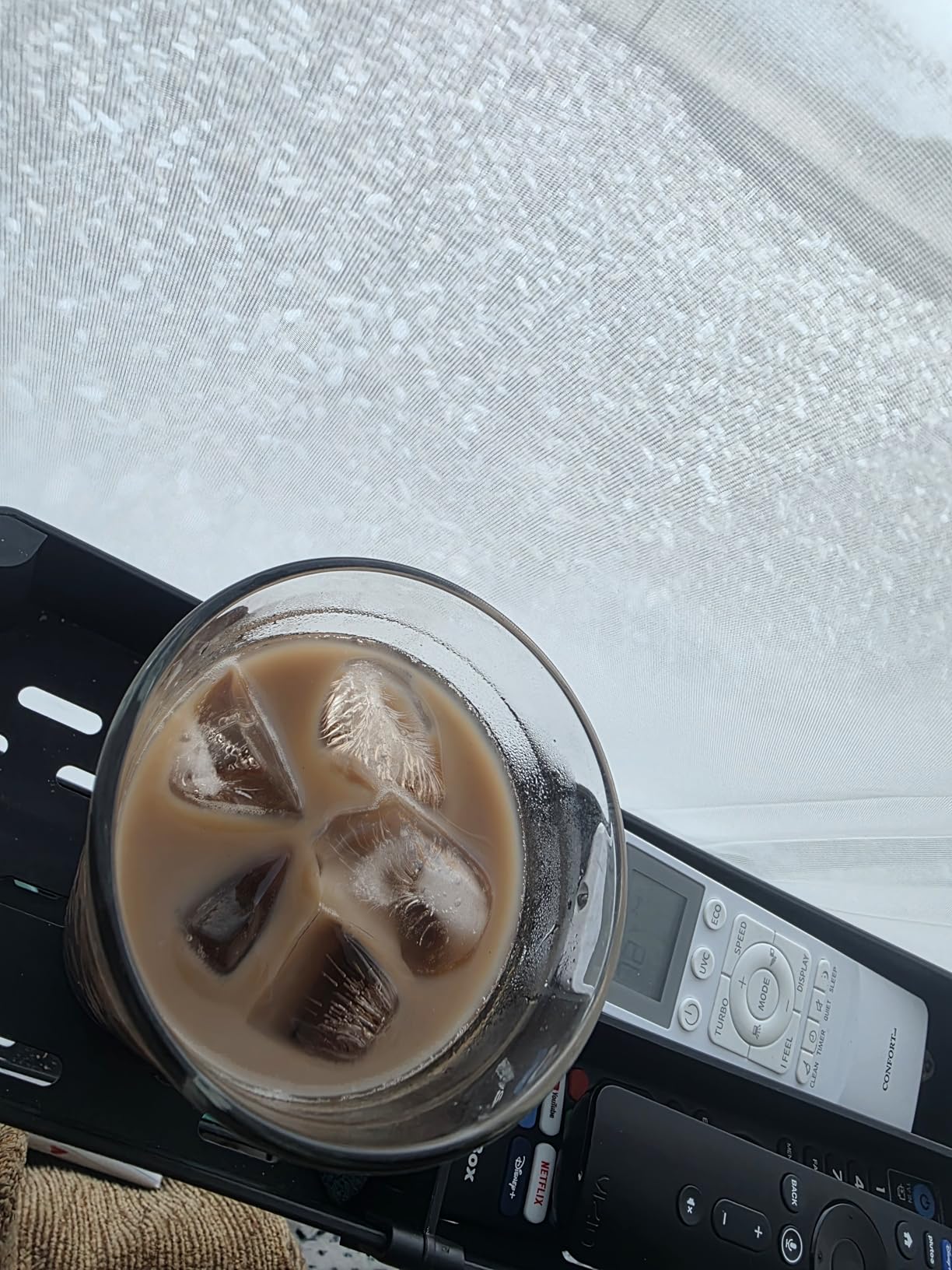 JunVpic Cold Brew Coffee Maker Jar - 64oz Wide Mouth,LeakProof,Heavy Duty Glass Mason Pitcher with Spout Lid,Handle & Stainless Steel Filter for Iced Coffee,Lemonade,Ice Tea & Fruit Drinks customer photo 2