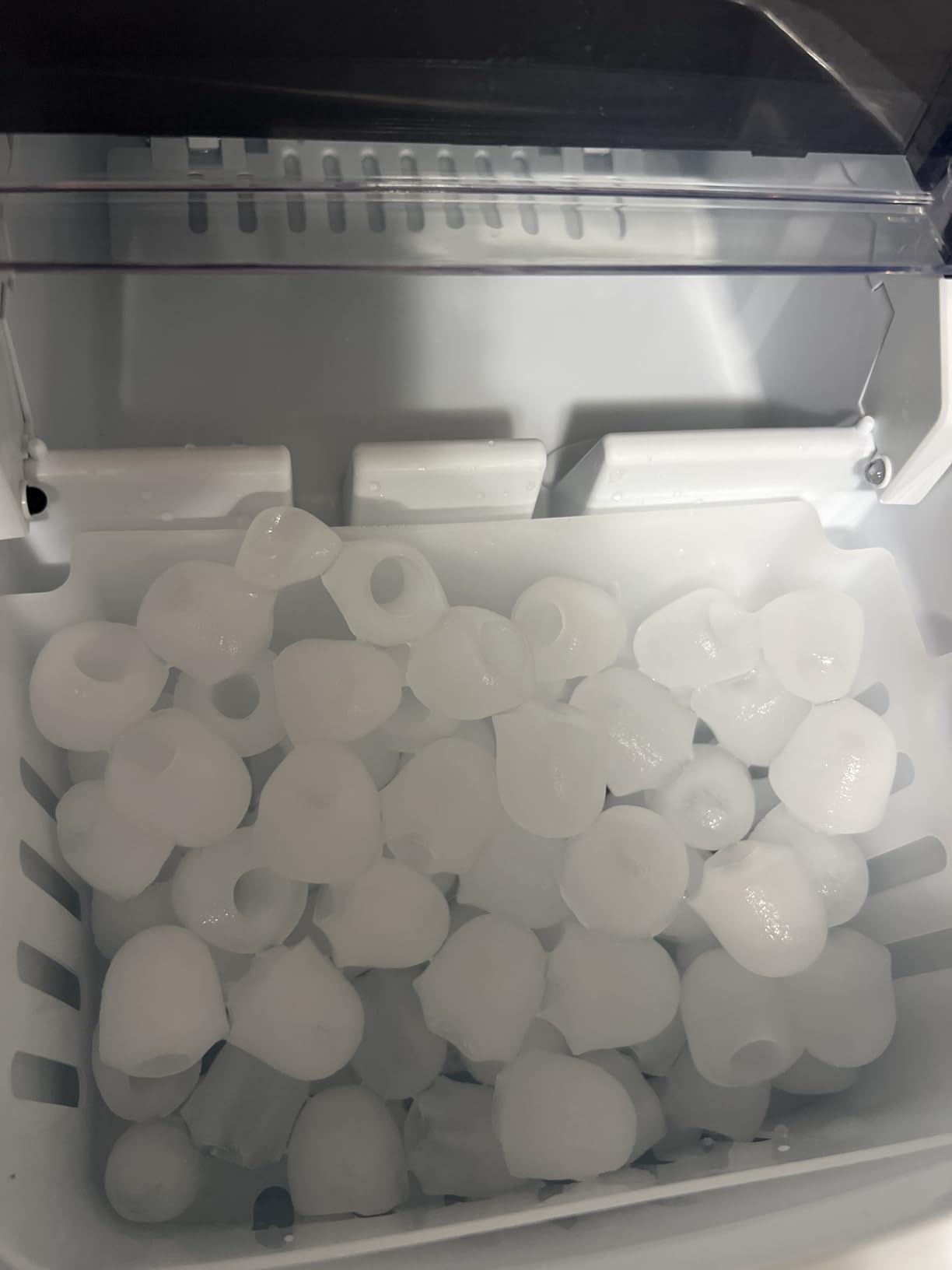 GoveeLife Smart Countertop Ice Makers, Portable Ice Maker Machine with Self-Cleaning, 6 Mins 9 Bullet Ice, 26lbs/24Hrs, Voice Remote for Home Kitchen Party Camping, with Ice Scoop Stainless Silver customer photo 2