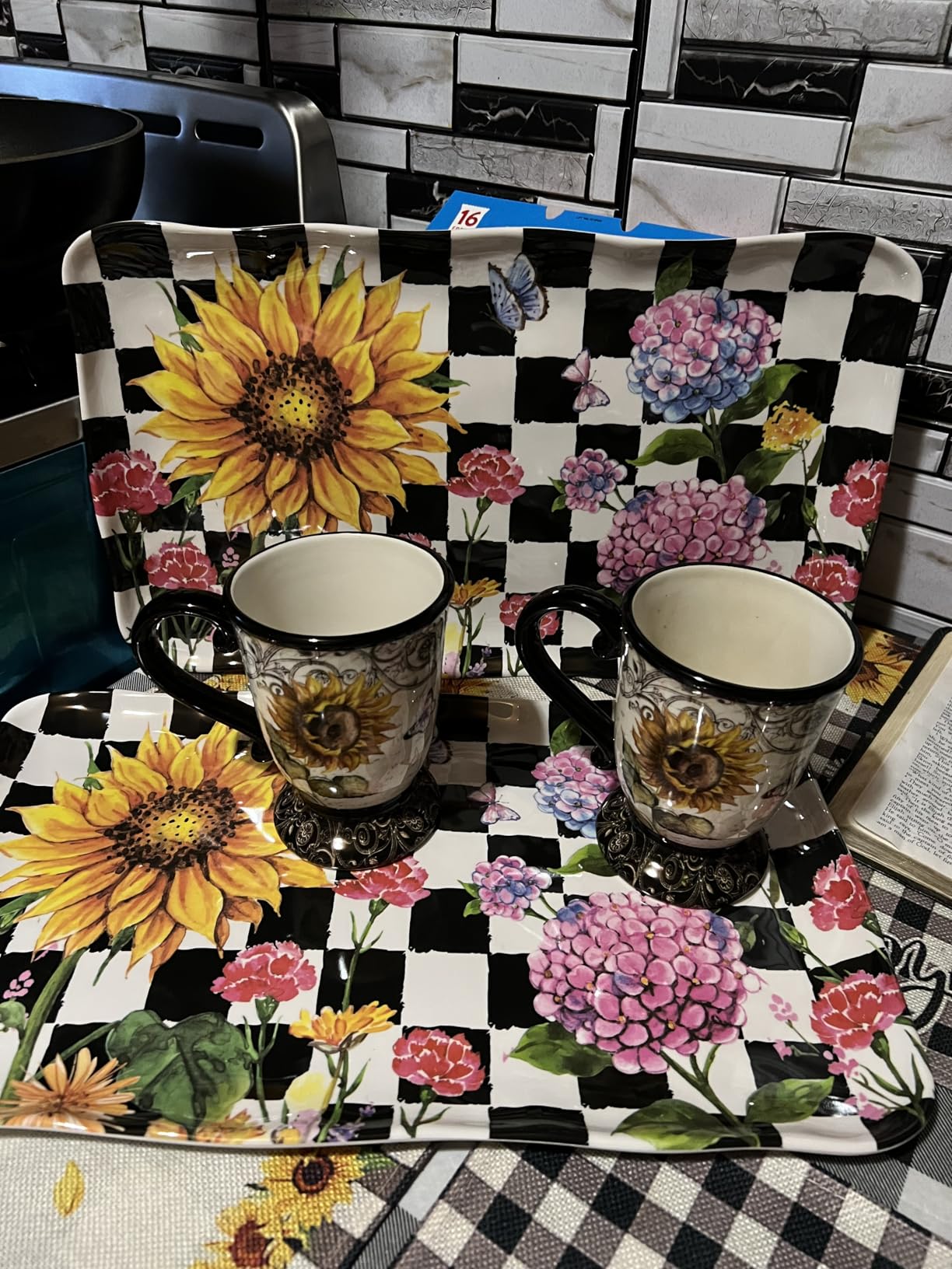 LEHAHA Farmhouse Large Serving Platters, 2 Piece Melamine Dinnerware Set, 17.5 x 10 Inches customer photo 1