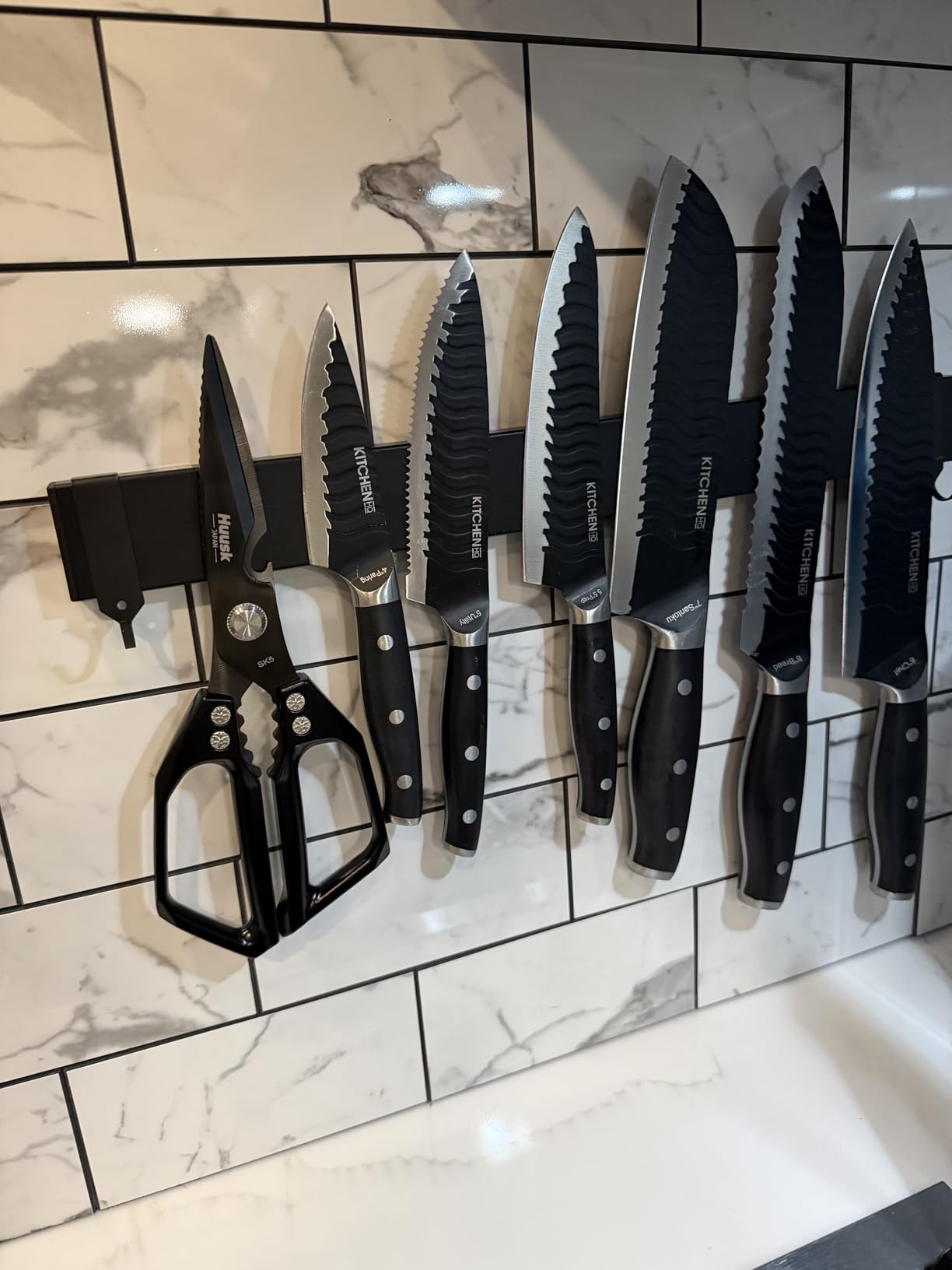 Dmore magnetic knife holder for wall-with 3 hooks, No Drilling 16 Inch black knife magnetic strip, Powerful knife magnet rack, include Adhesive Tape and screws for Knives, Utensils, and Tools customer photo 2