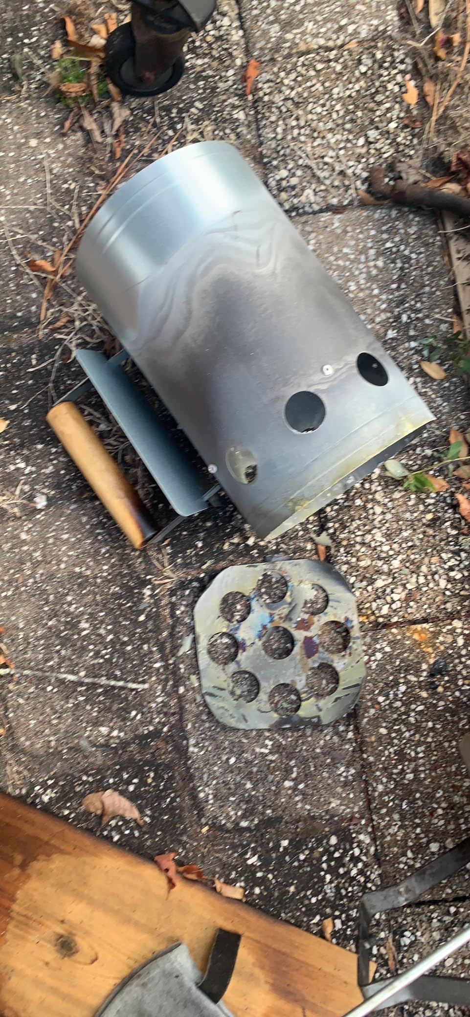 HaSteeL Charcoal Chimney, 10.6x6.7 Inch Heavy Duty BBQ Chimney Starter for Outdoor Grilling Barbecue Camping, Quick Rapid Fir Briquette Coal, Heat Resistant Wooden Handle & Screwdriver customer photo 2