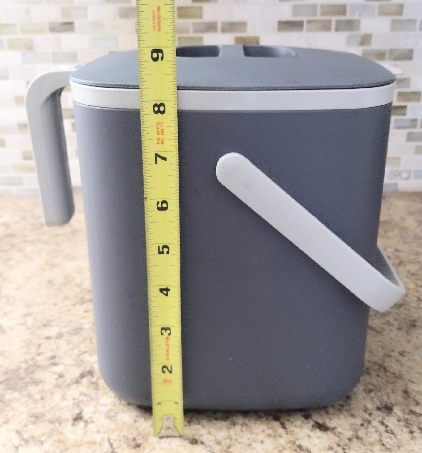 Blue Ginkgo Kitchen Compost Bin [5L / 1.32 GAL] - Filter-Free, Odor-Tight Countertop Food Waste Pail with Handles (Made in Korea, Gray) customer photo 1