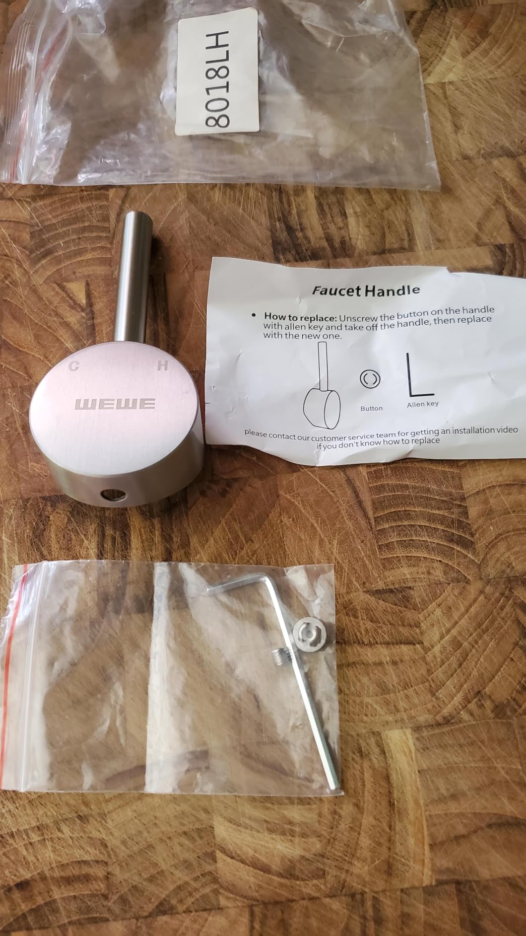 WEWE Touchless Kitchen Faucet with Pull Down Sprayer - Single Handle Kitchen Faucets Smart Motion Sensor Stainless Steel Brushed Nickel Sink Faucet customer photo 1