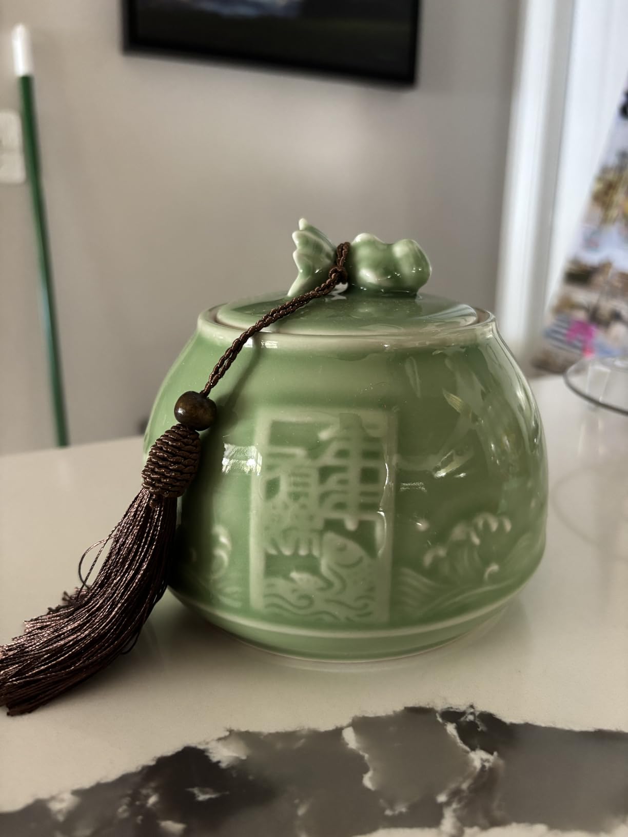 Genuine Longquan Celadon Airtight Container 20 oz/600ml,Green Porcelain Loose Tea Storage Jar (Pink Cyan) customer photo 1