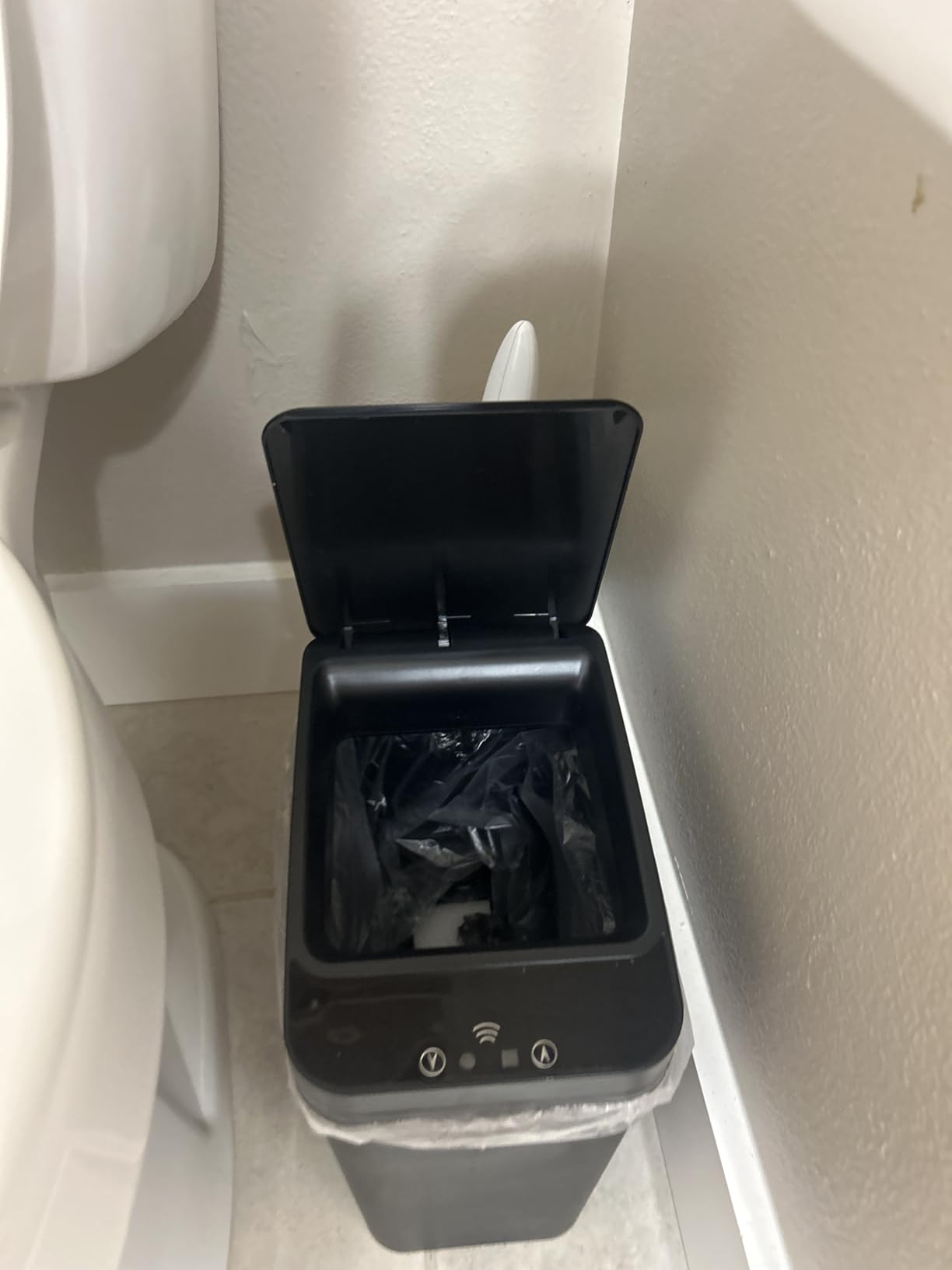 Bathroom Trash Can with Lid, KOEYLE 2 Pack 2.2 Gallon Automatic Touchless Garbage Can, Small Motion Sensor Smart Trash Can, Slim Waterproof Trash Bin for Bedroom, Bathroom, Office, Living Room (Black) customer photo 1