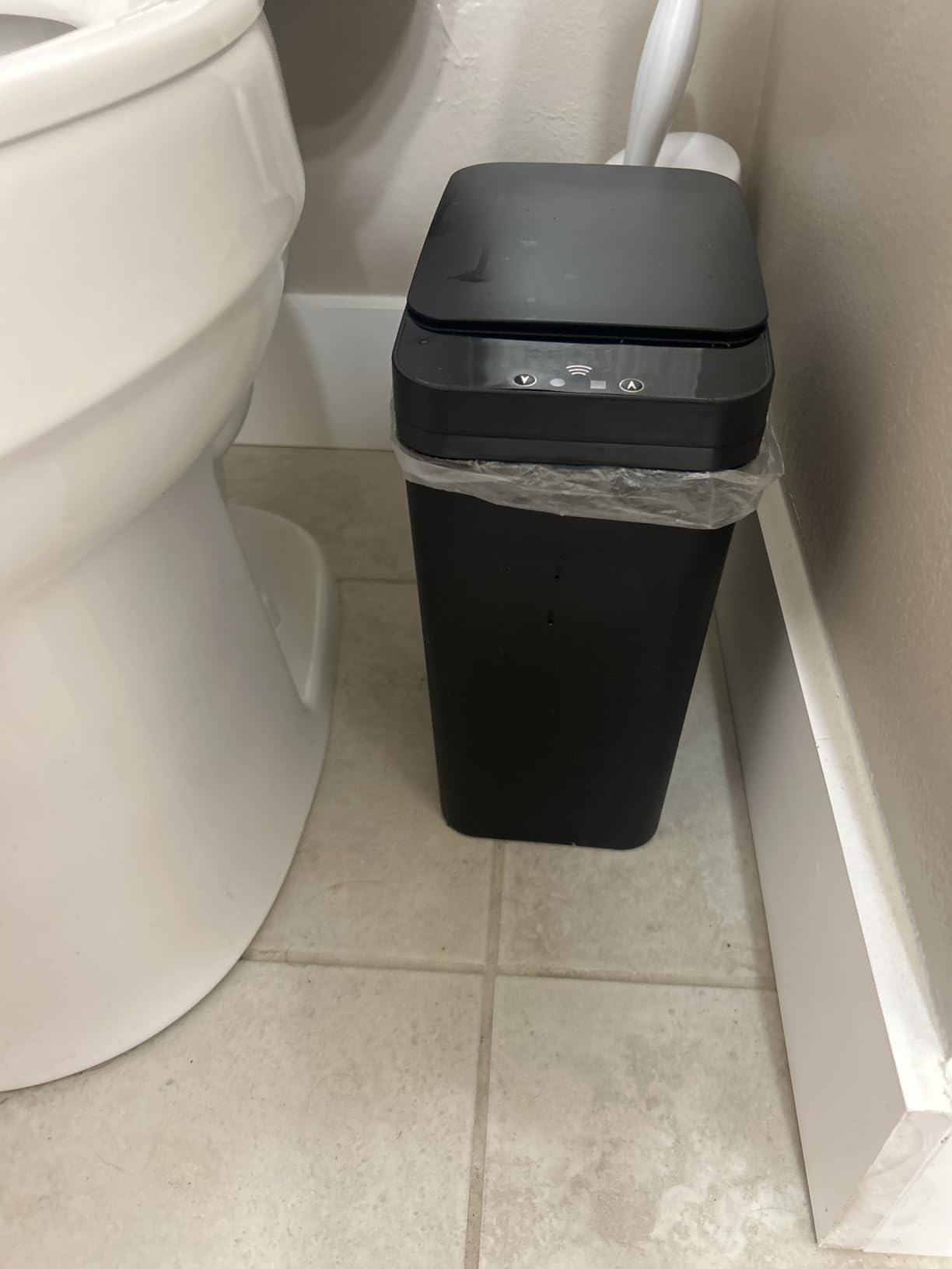 Bathroom Trash Can with Lid, KOEYLE 2 Pack 2.2 Gallon Automatic Touchless Garbage Can, Small Motion Sensor Smart Trash Can, Slim Waterproof Trash Bin for Bedroom, Bathroom, Office, Living Room (Black) customer photo 2