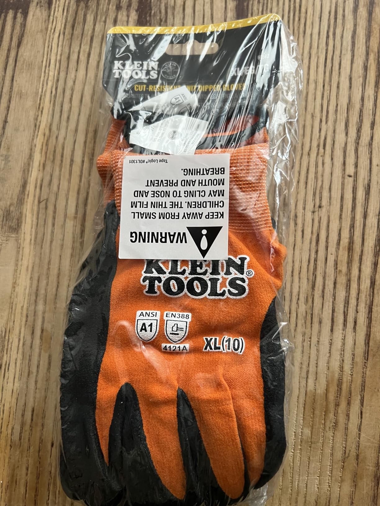 KLEIN TOOLS 60582 Work Gloves, Knit Dipped Cut Resistant ANSI A1 Nitrile Coated Gloves, Nylon-Spandex, Touchscreen Capable, X-Large, 2-Pair customer photo 2