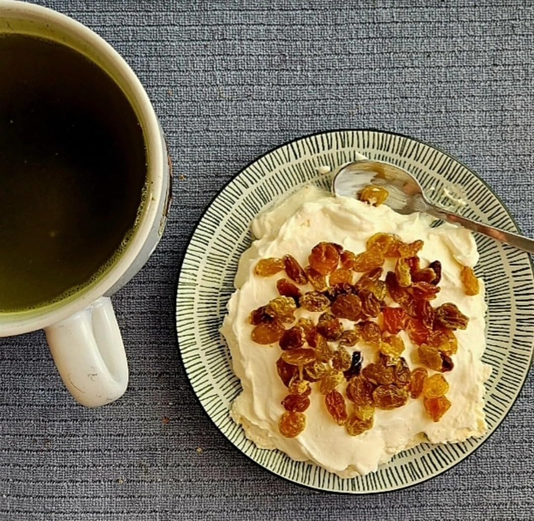 Yogourmet Kefir Starter (12 Pack Bulk Version) - Make Kefir at Home - Starter Culture - All Natural, Gluten Free, Kosher, Halal - 3 g Sachets customer photo 2